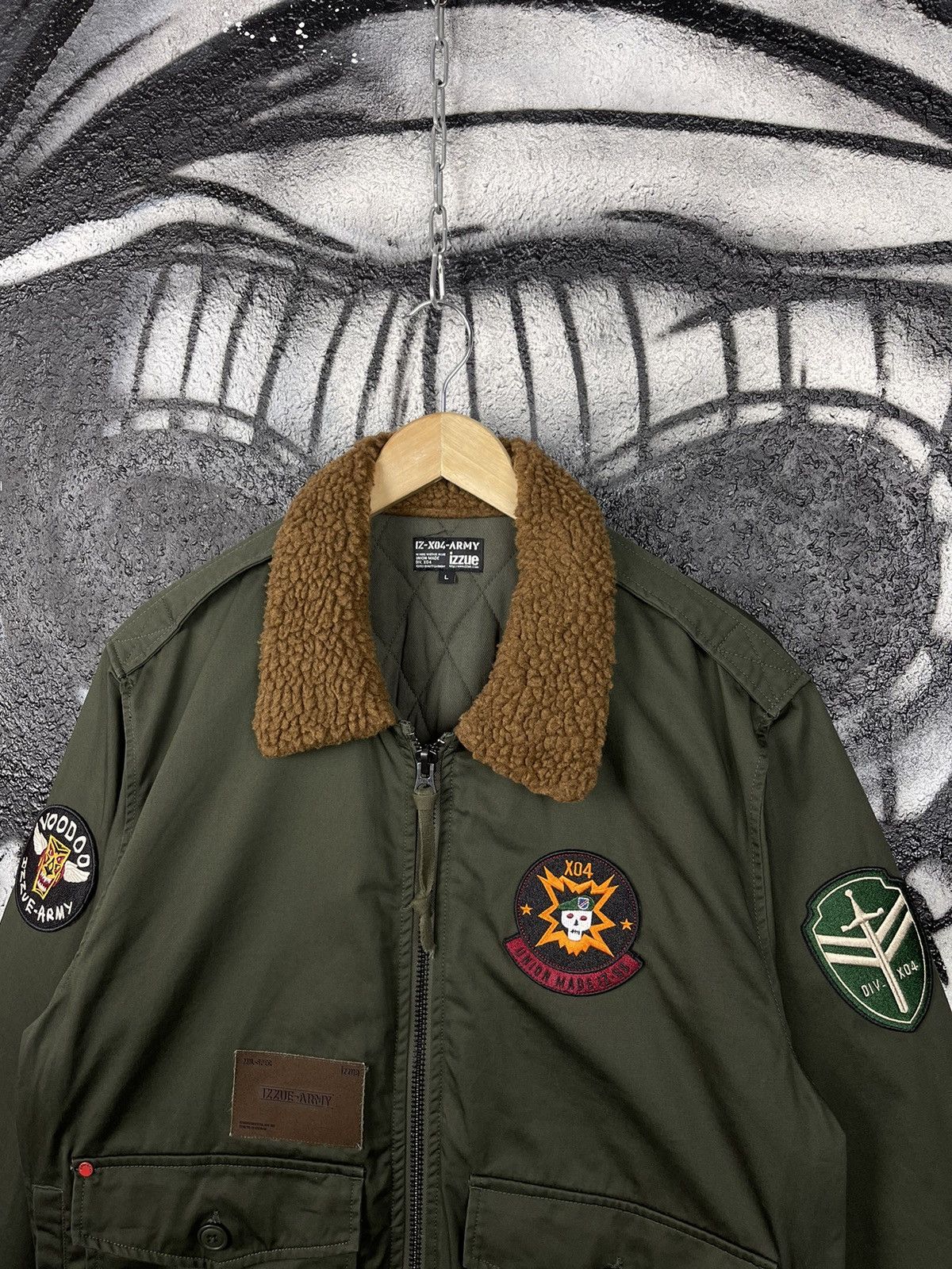 izzue Izzue X04 Army Patched Aviator Bomber Jacket Men’s Size L Size US L / EU 52-54 / 3 - 4 Thumbnail
