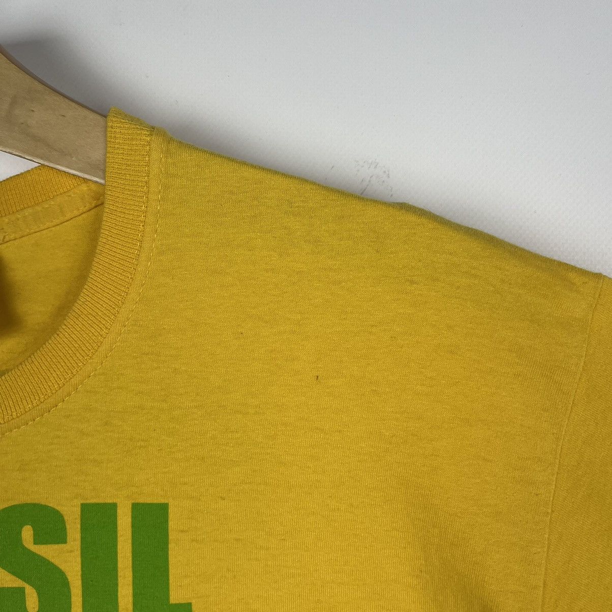 Vintage Vintage Brazil 10 True football fans Humor y2k weed tee 90’s Size US S / EU 44-46 / 1 - 17 Thumbnail
