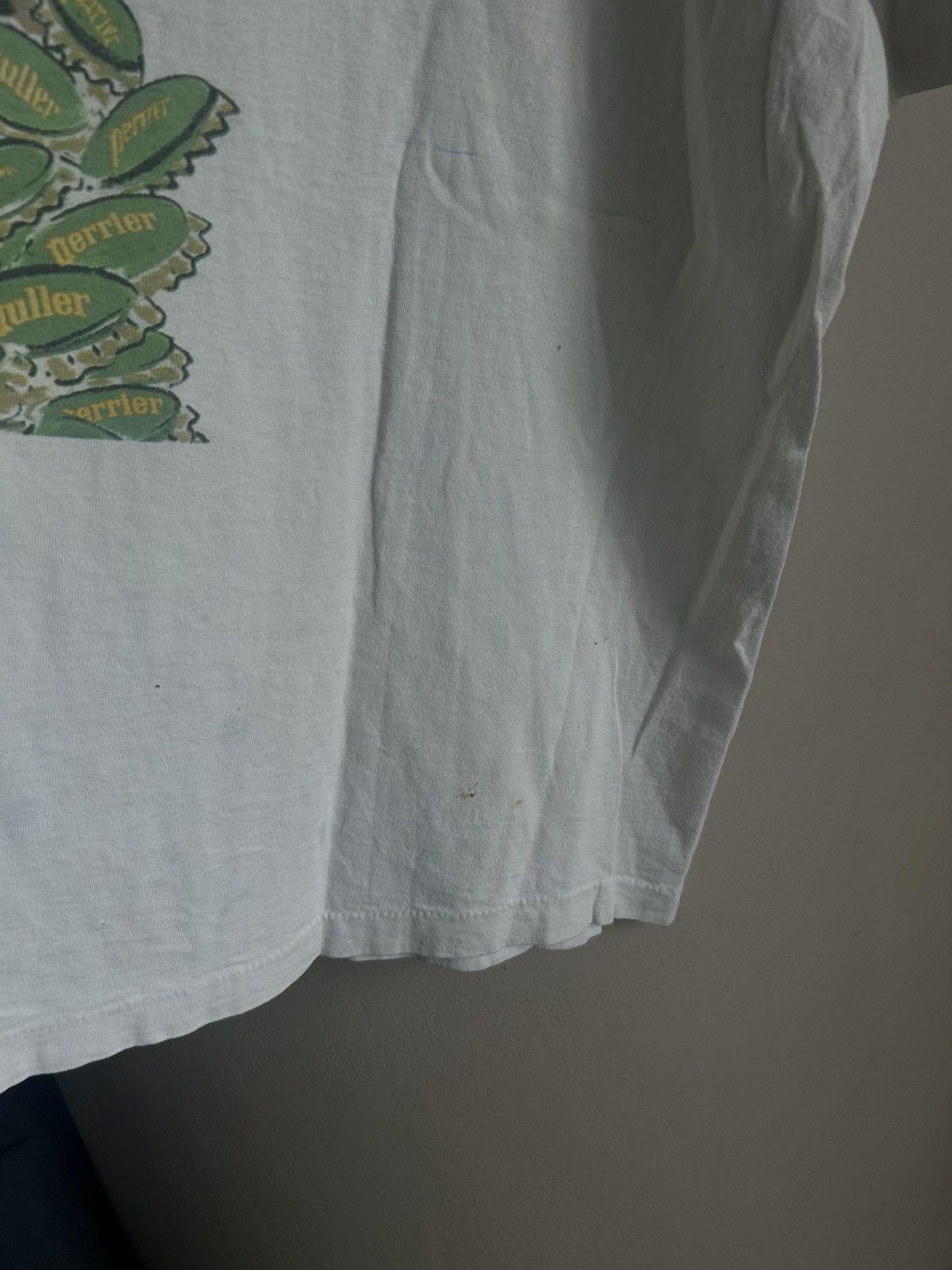 Vintage Vintage Fader Perrier Drink 90s Graphic T Shirt Thrashed Size US L / EU 52-54 / 3 - 10 Thumbnail