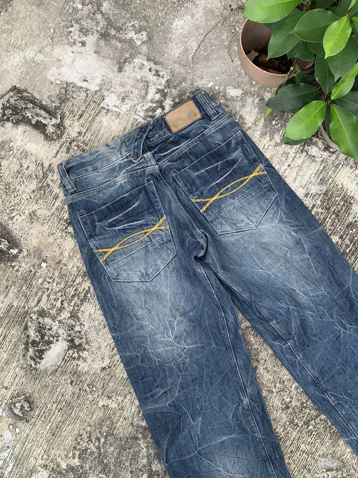 If Six Was Nine × Indian Motorcycle × Le Grande Bleu (L.G.B.) Indian motercycles jeans Size 27" / US 4 / IT 40 - 15 Thumbnail