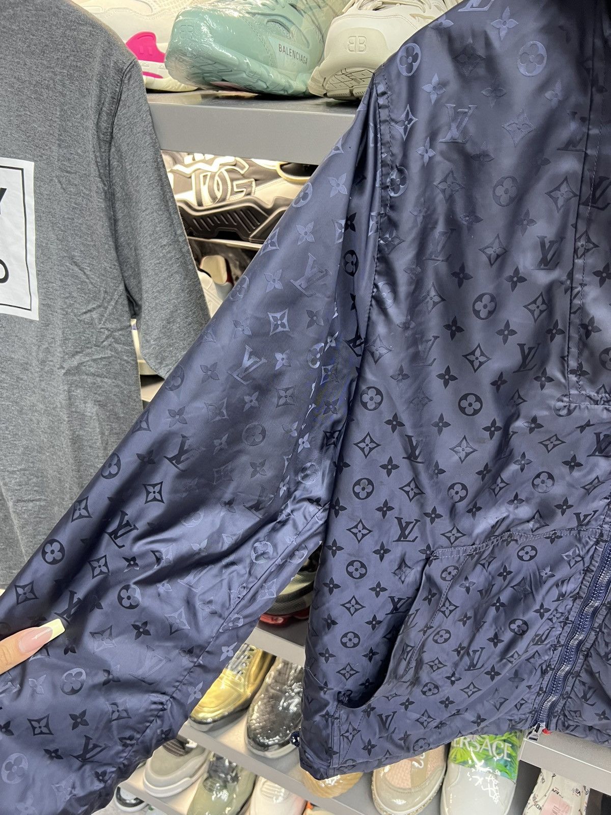 Louis Vuitton Louis Vuitton Monogram Reversible Windbreaker Size US M / EU 48-50 / 2 - 4 Thumbnail