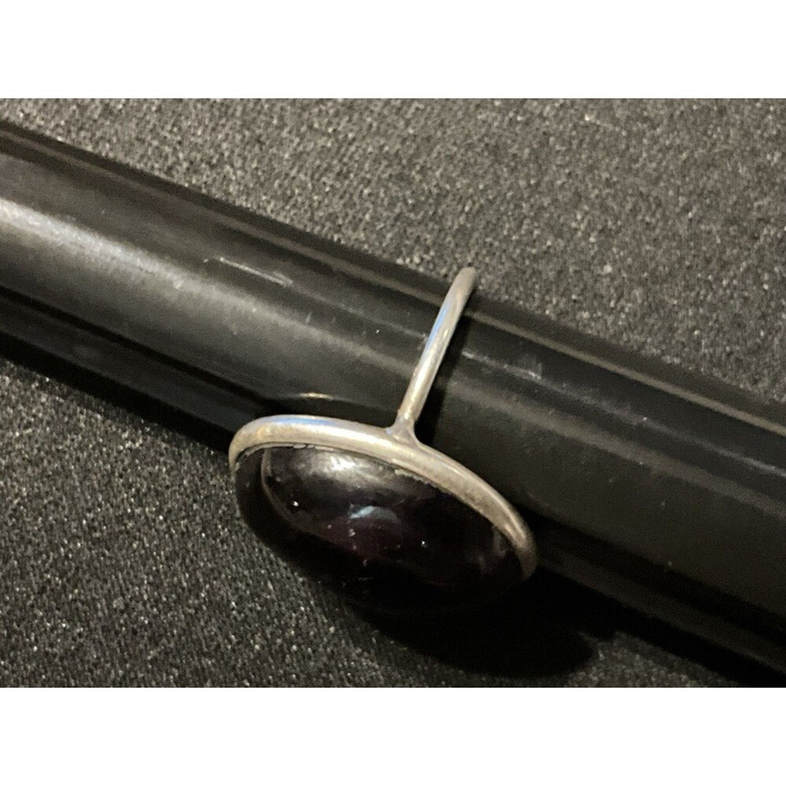 Other 925 Vintage Amethyst Cabachon Ring Size 5 Size ONE SIZE - 3 Thumbnail