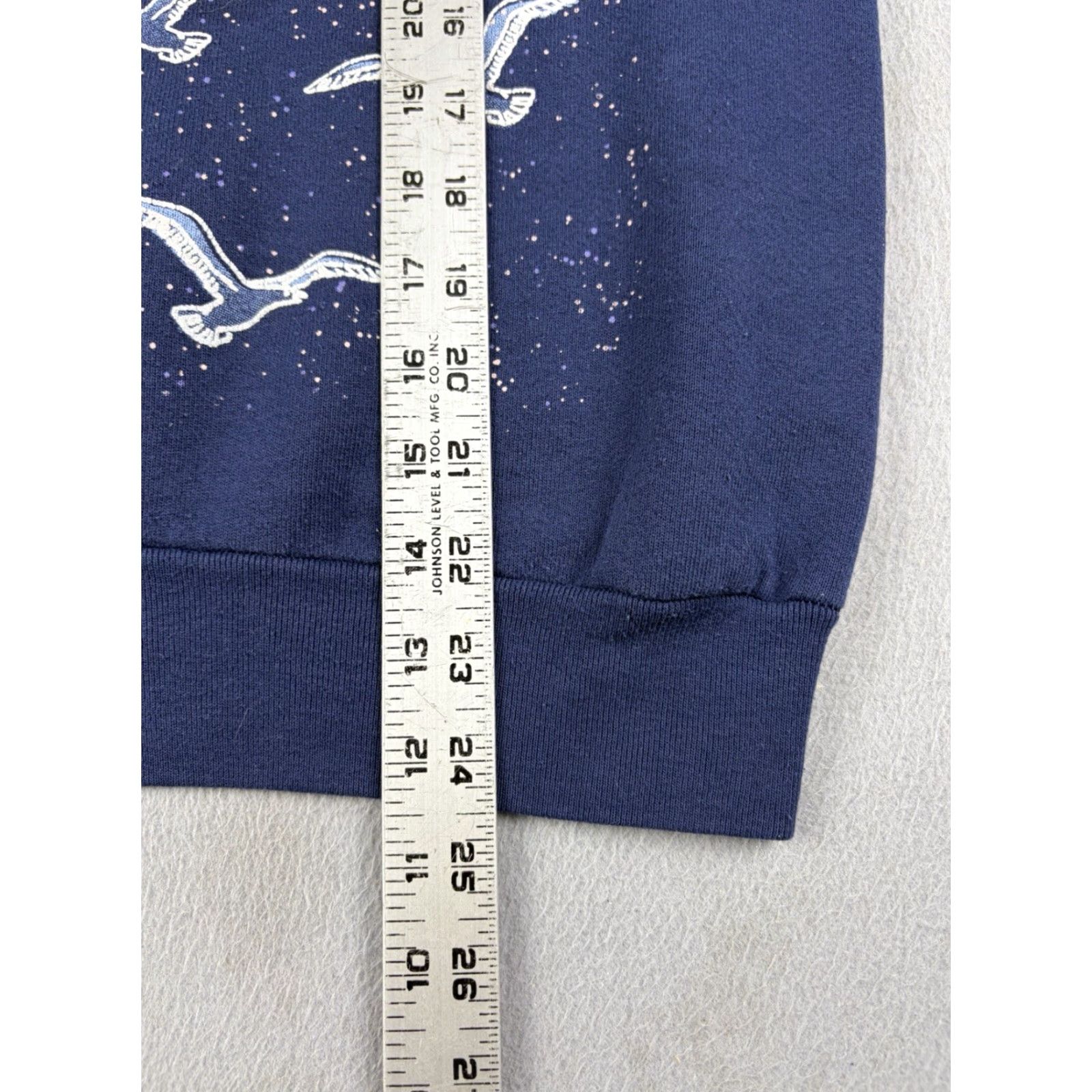 Fruit Of The Loom VINTAGE Fruit of the Loom Sweatshirt Chincoteague Island Virginia Nature Crewneck Blue M Men Regular Cotton Fleece Logo Pullover Size US M / EU 48-50 / 2 - 7 Thumbnail
