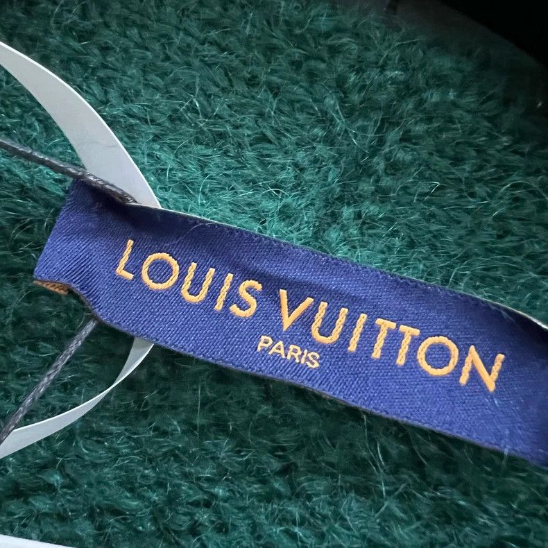 Louis Vuitton Louis Vuitton Letter jacquard knit cardigan sweater 2501-Ne Size US XXL / EU 58 / 5 - 3 Thumbnail