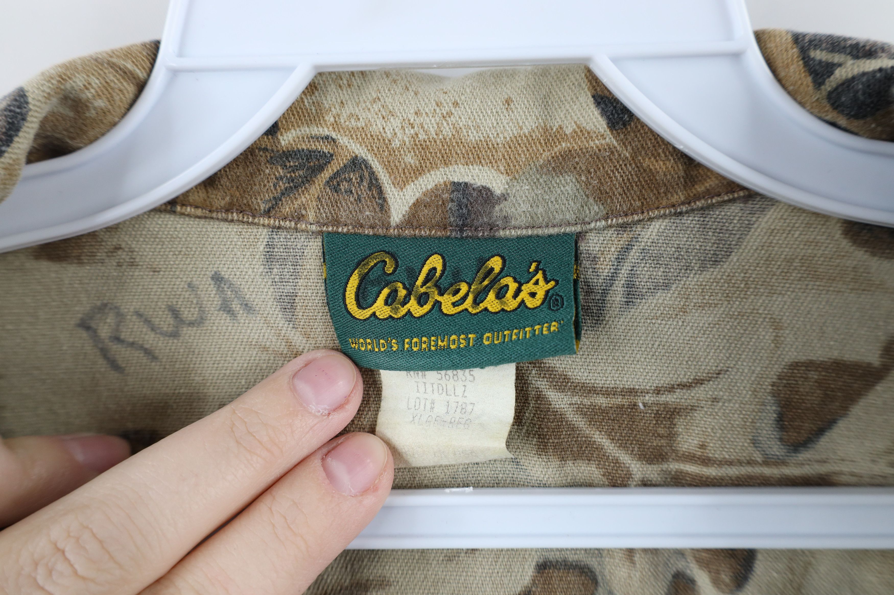 Vintage 90s Cabelas Camouflage Full Zip Bomber Jacket USA