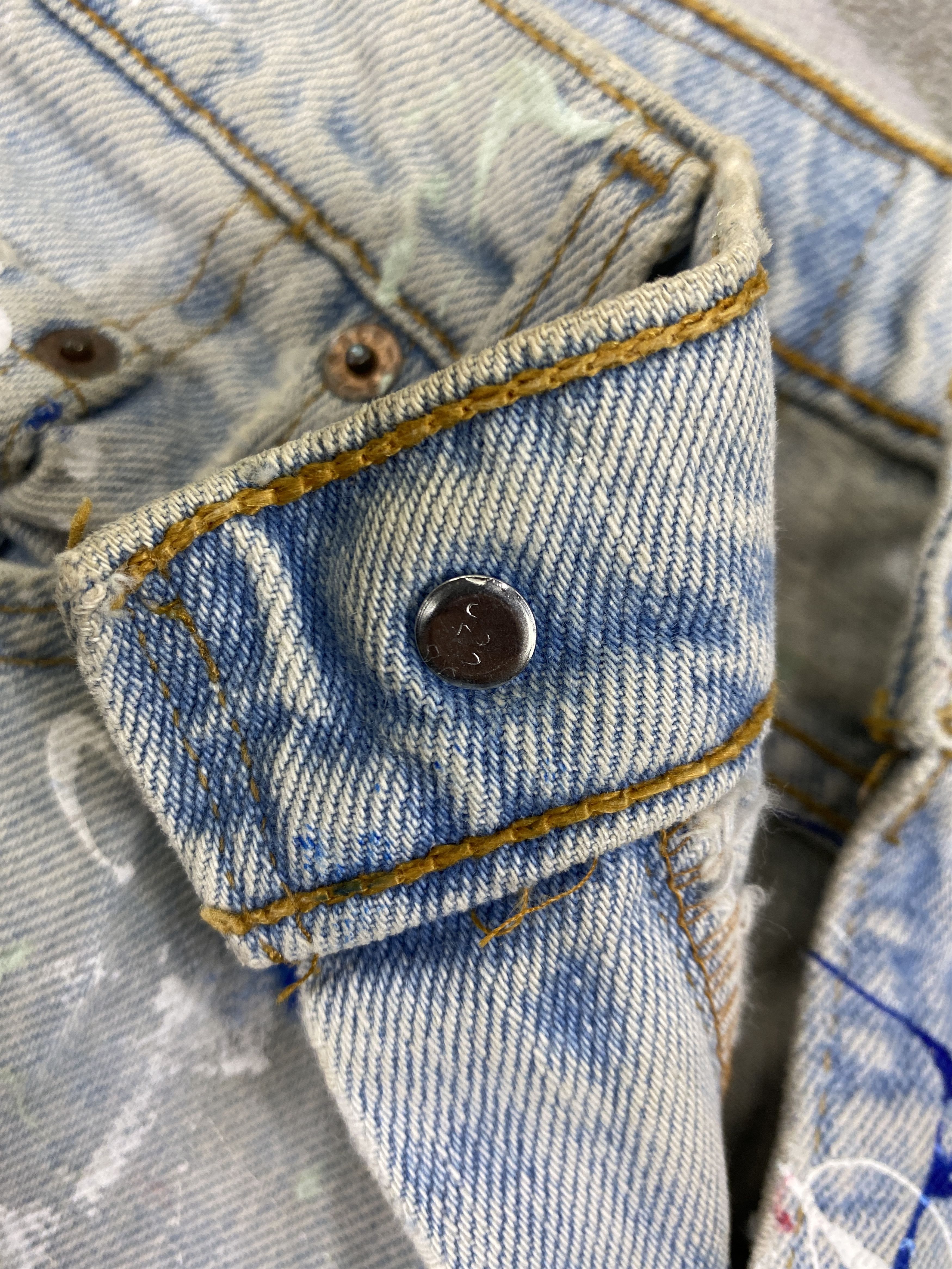 Levi's 90's Painted Light Wash Vintage Levi's 550 USA 29x30 JN1851 Size US 29 - 7 Thumbnail
