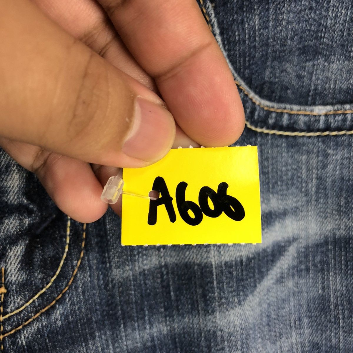 Levi's Levis Ladies Blue Disstressed Denim Pants #A606 Size 29" - 12 Thumbnail