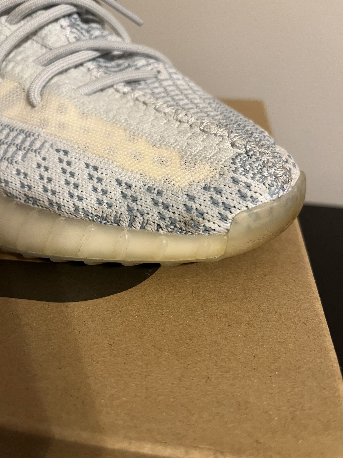 Adidas × Yeezy Yeezy Boost 350 V2 ‘Cloud White’ Size US 10 / EU 43 - 15 Thumbnail