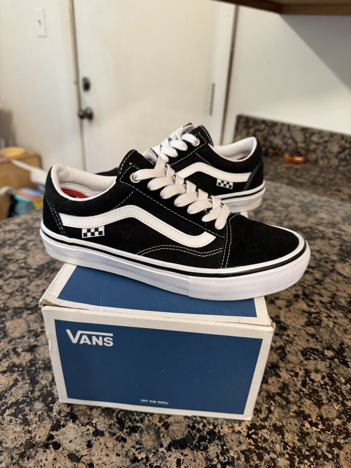Vans Vans Skate Old Skool Black/White Size US 7.5 / IT 37.5 - 1 Thumbnail