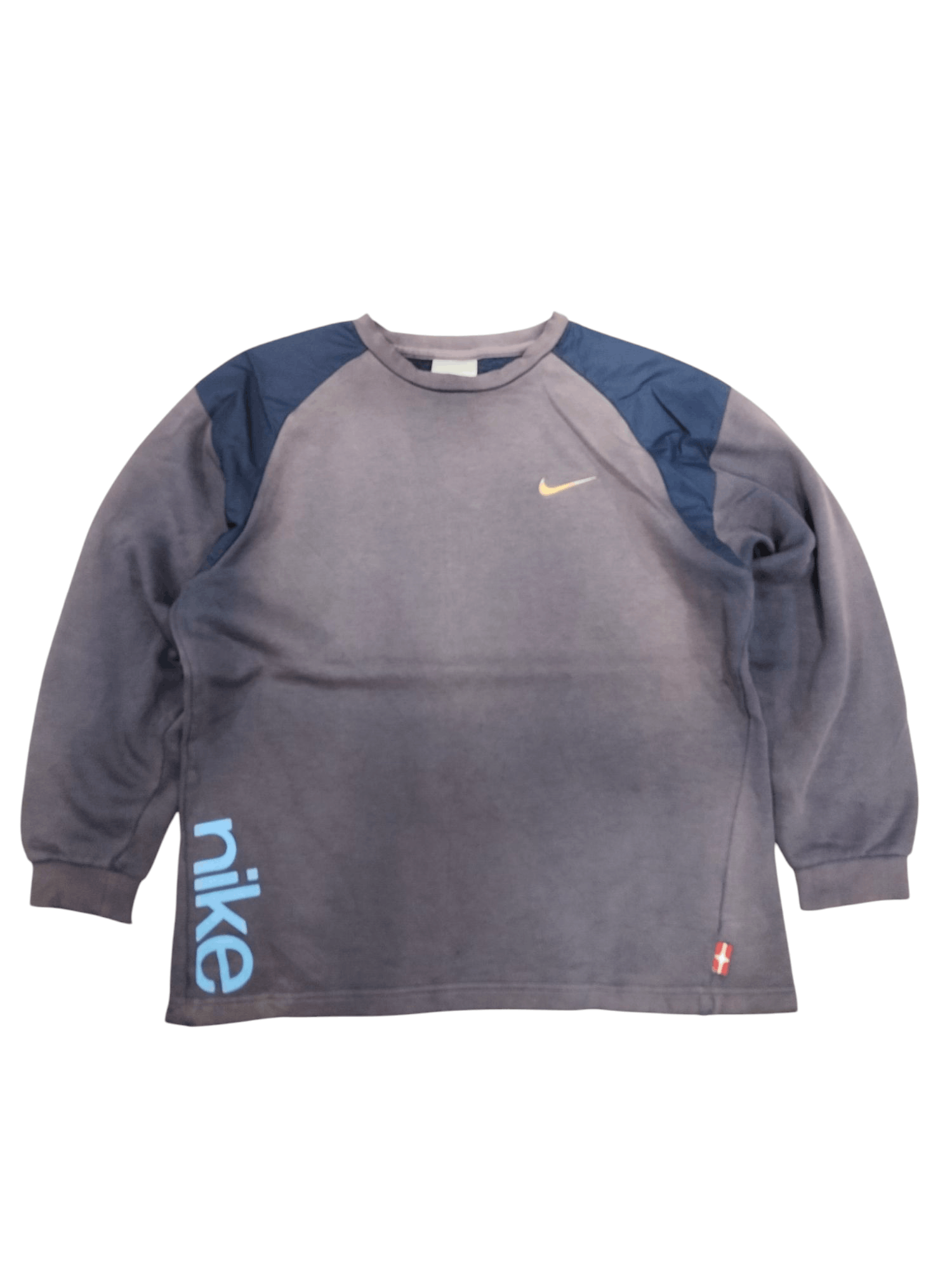 Japanese Brand × Nike Nike Faded Embroidery Logo Sweatshirt Size US L / EU 52-54 / 3 - 1 Thumbnail
