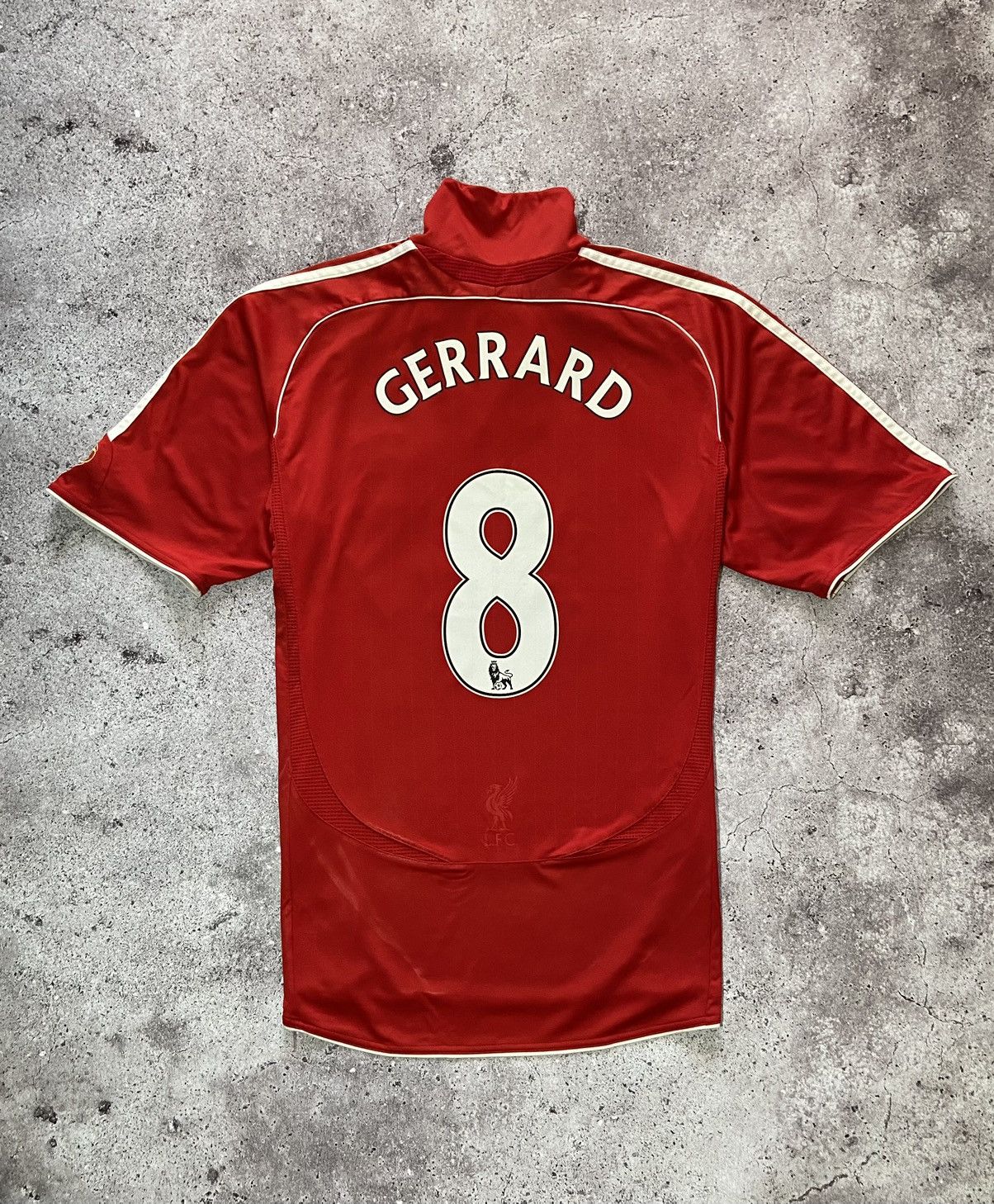 Vintage 💥Liverpool 2007 Gerrard #8 Vintage Player Jersey t-shirt‼️ Size US L / EU 52-54 / 3 - 3 Thumbnail