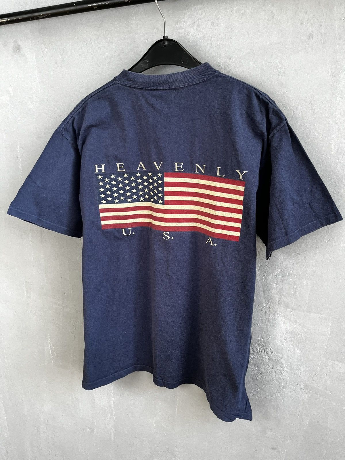 Vintage Heavenly USA T-shirt vintage Size US L / EU 52-54 / 3 - 1 Thumbnail