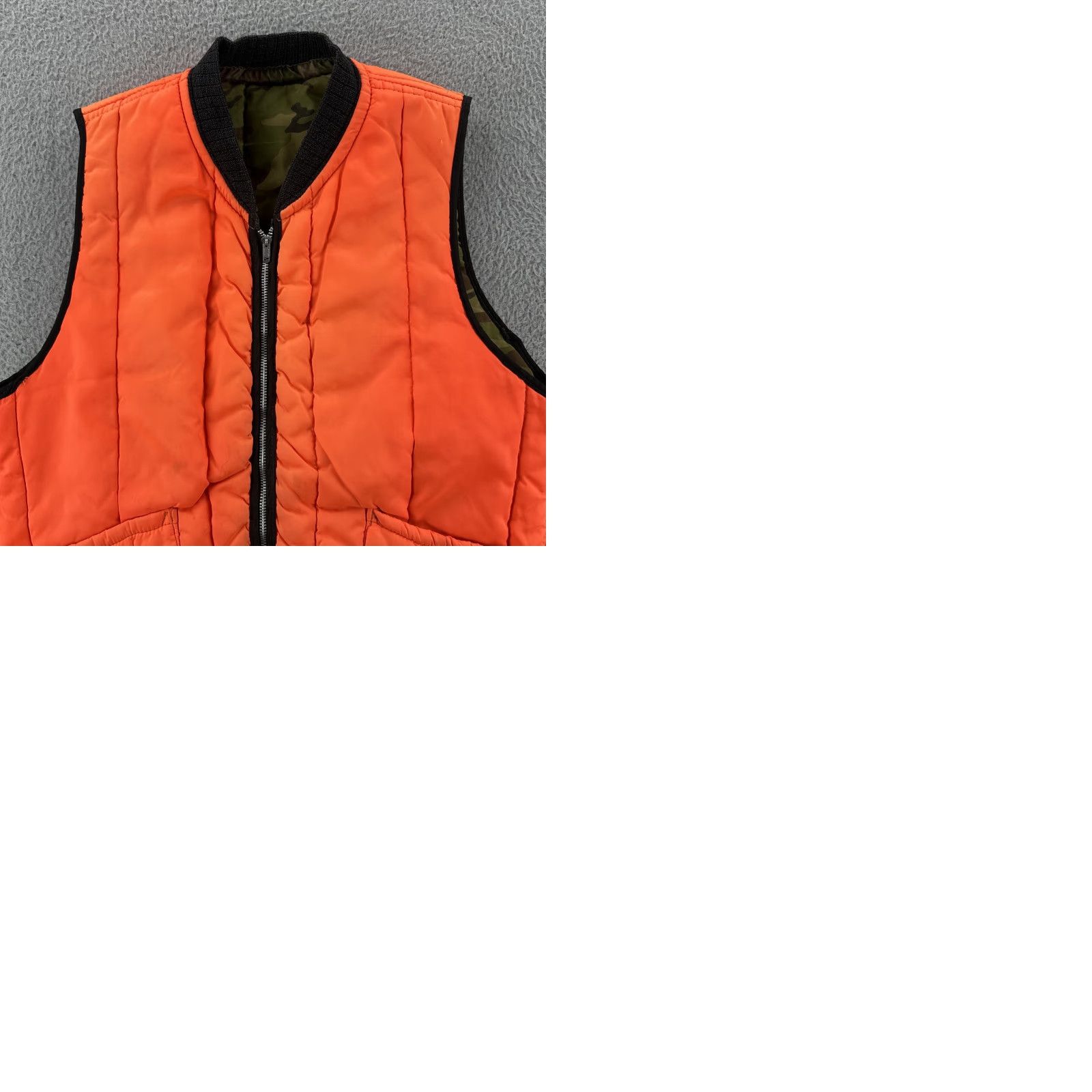 Vintage VINTAGE Reversible Mens Medium Orange And Camouflage Zip Up Hunting Vest 80s Size US M / EU 48-50 / 2 - 10 Thumbnail