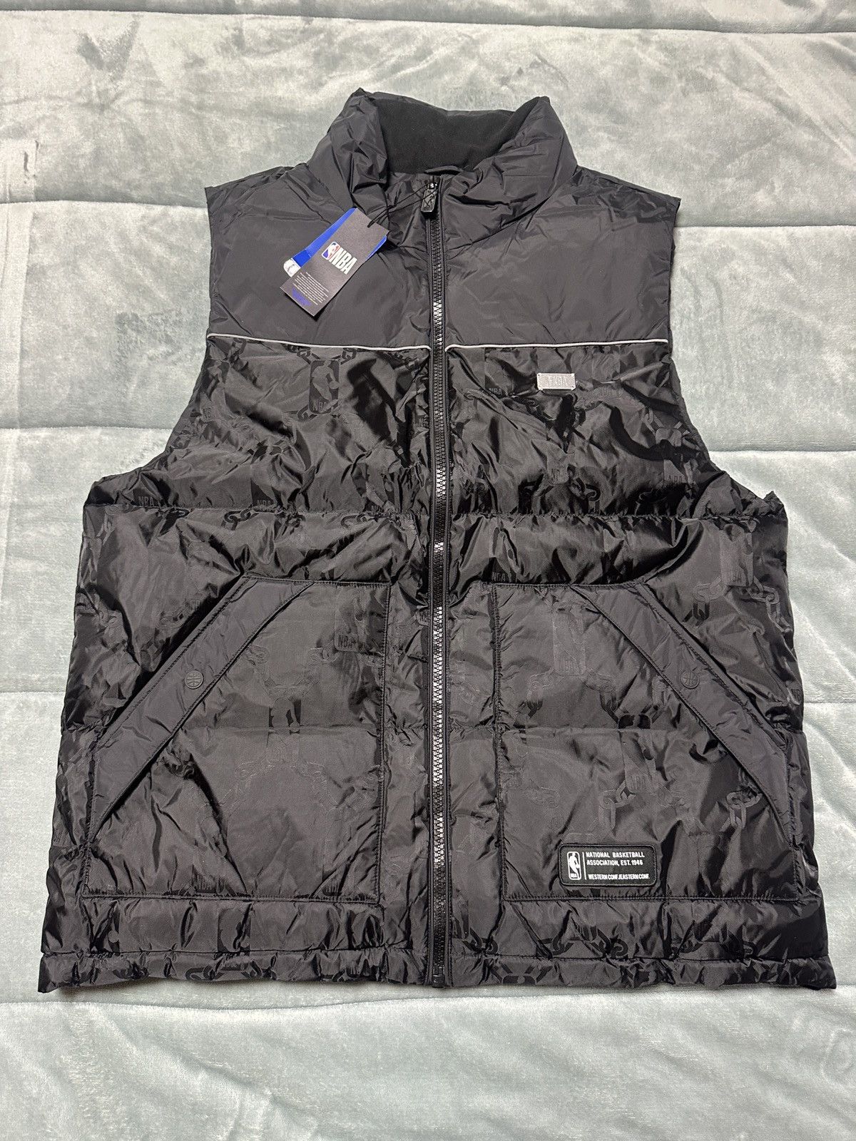 NBA *NEW NBA Style Black Puffer Vest Size XL Loose Fit Unisex Size US XL / EU 56 / 4 - 1 Thumbnail