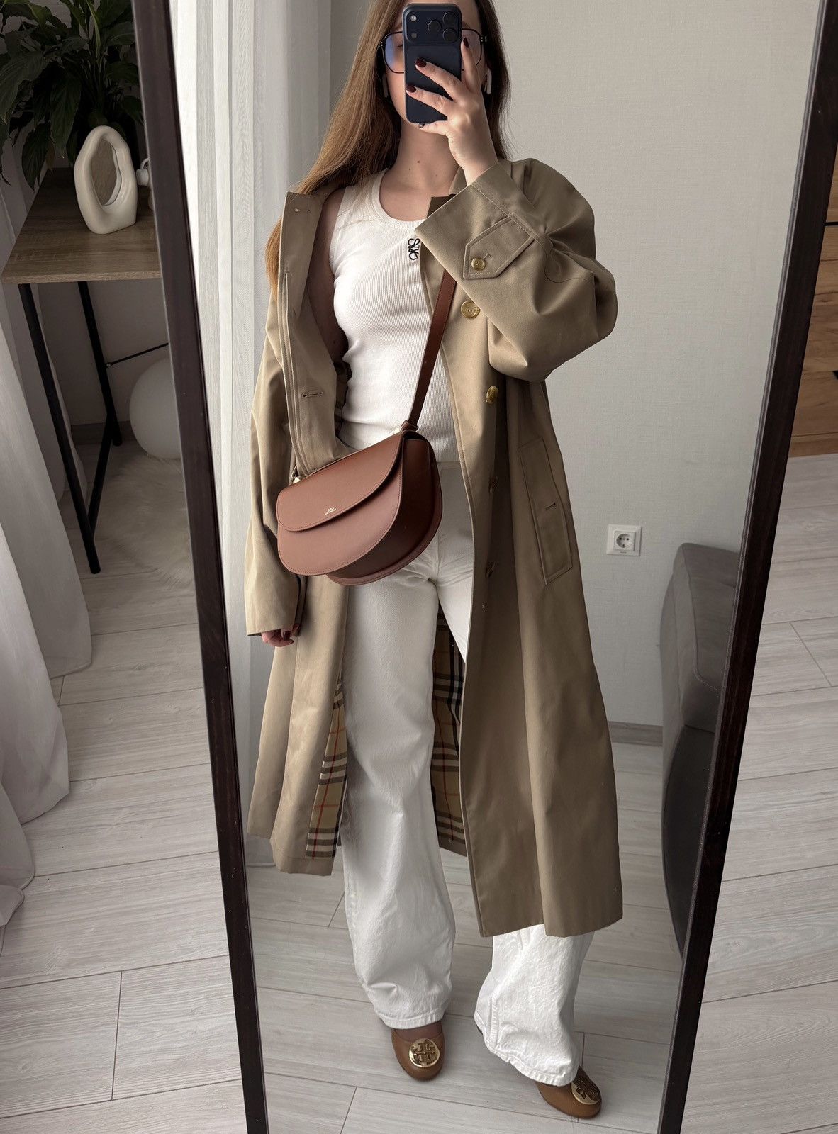 Burberry Burberrys Vintage Trench Coat Beige Nova Check L England Size L / US 10 / IT 46 - 1 Thumbnail