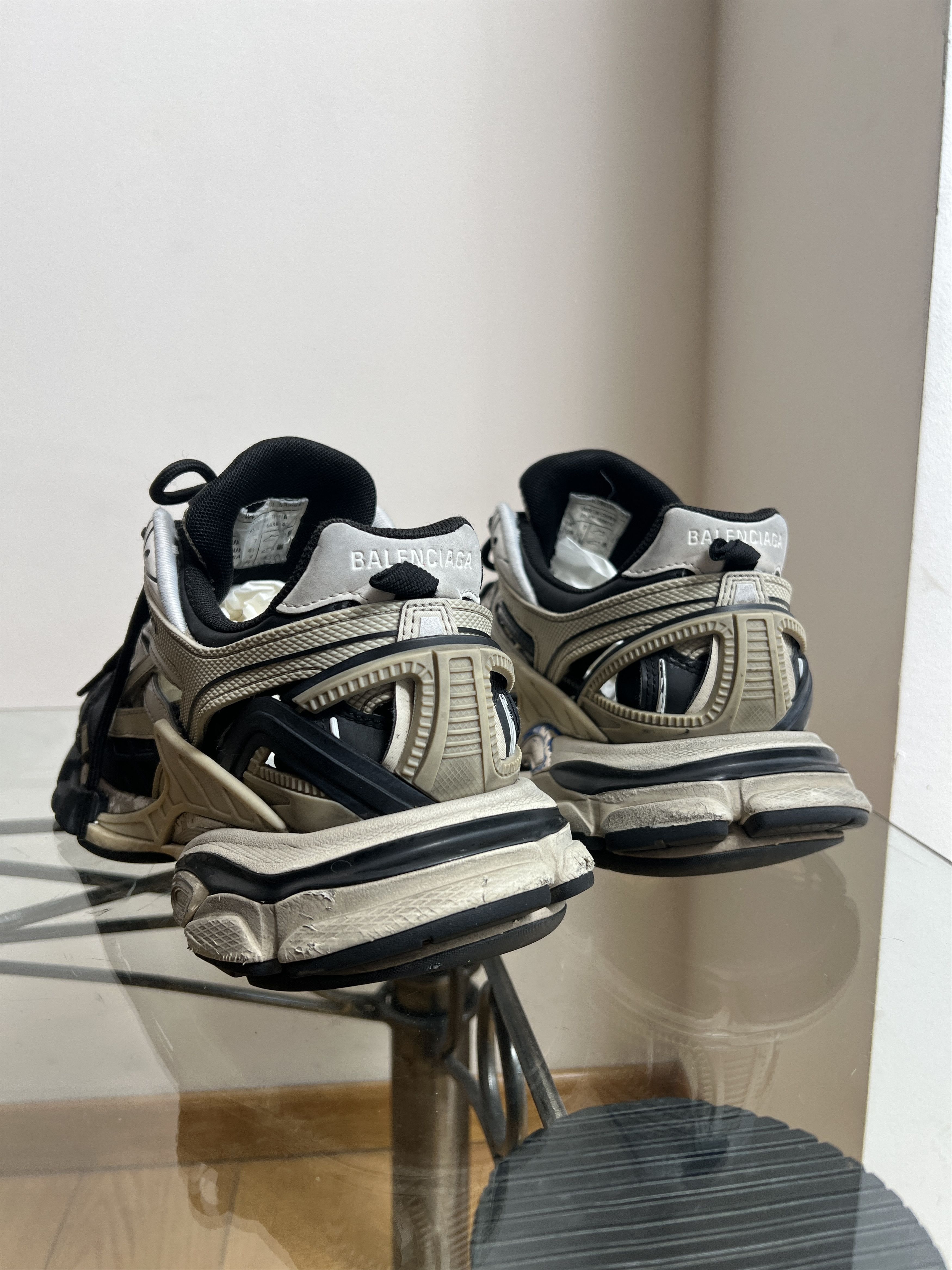 Balenciaga TRACK.2 BEIGE SZ EU 41 Size US 8 / EU 41 - 16 Thumbnail