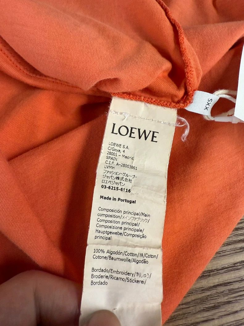 Loewe LOEWE Silk round neck short sleeve T-shirt with slogan Size XXS / US 00 / IT 34 - 2 Thumbnail