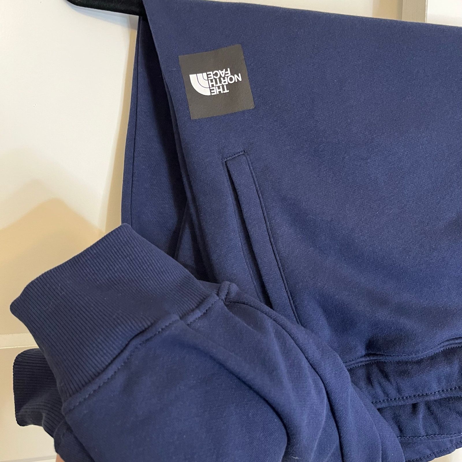 The North Face •NWT• THE NORTH FACE NAVY BOX JOGGER XXL • NFOA7UP5 Size 42" / US 20 - 6 Thumbnail