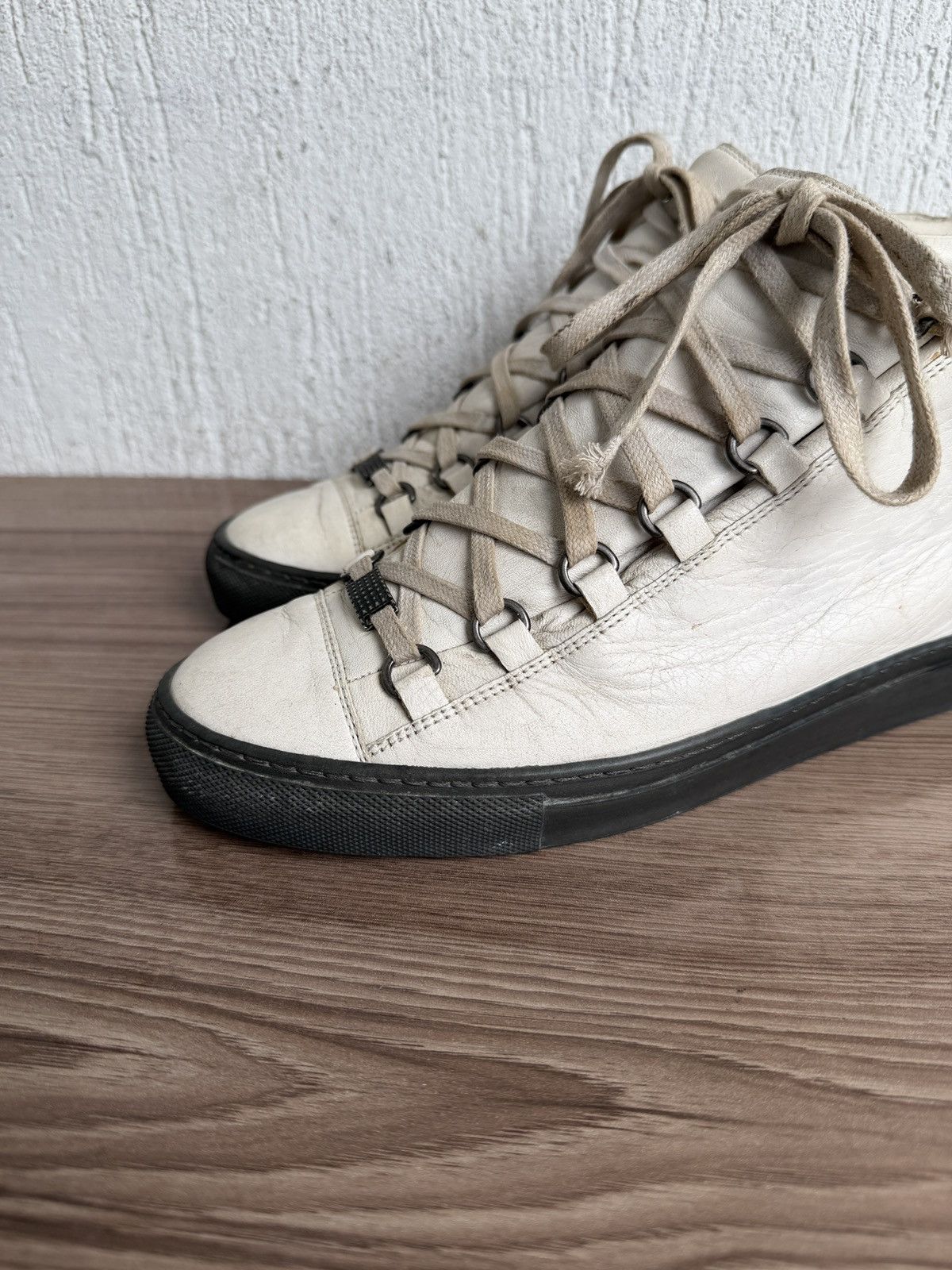 Balenciaga vintage Arena leather trainer Size US 8 / EU 41 - 3 Thumbnail