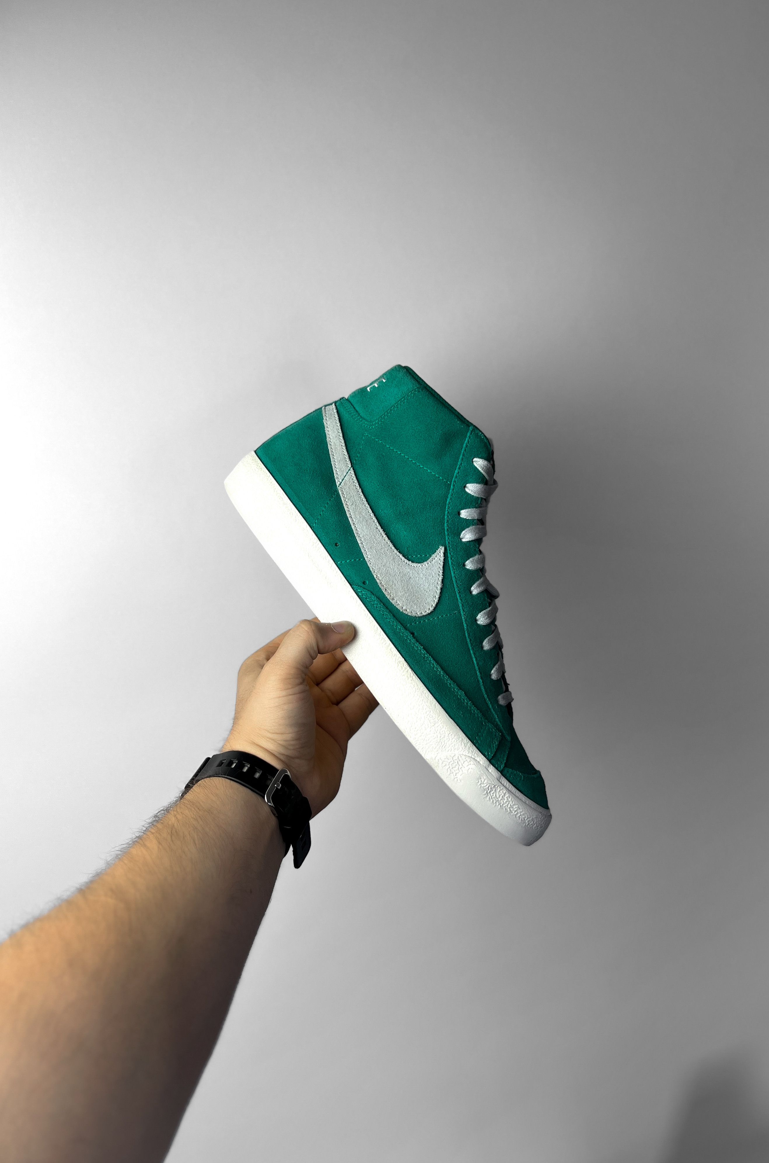 Nike Nike Blazer `CI1172-300` Size US 11.5 / EU 44-45 - 1 Thumbnail