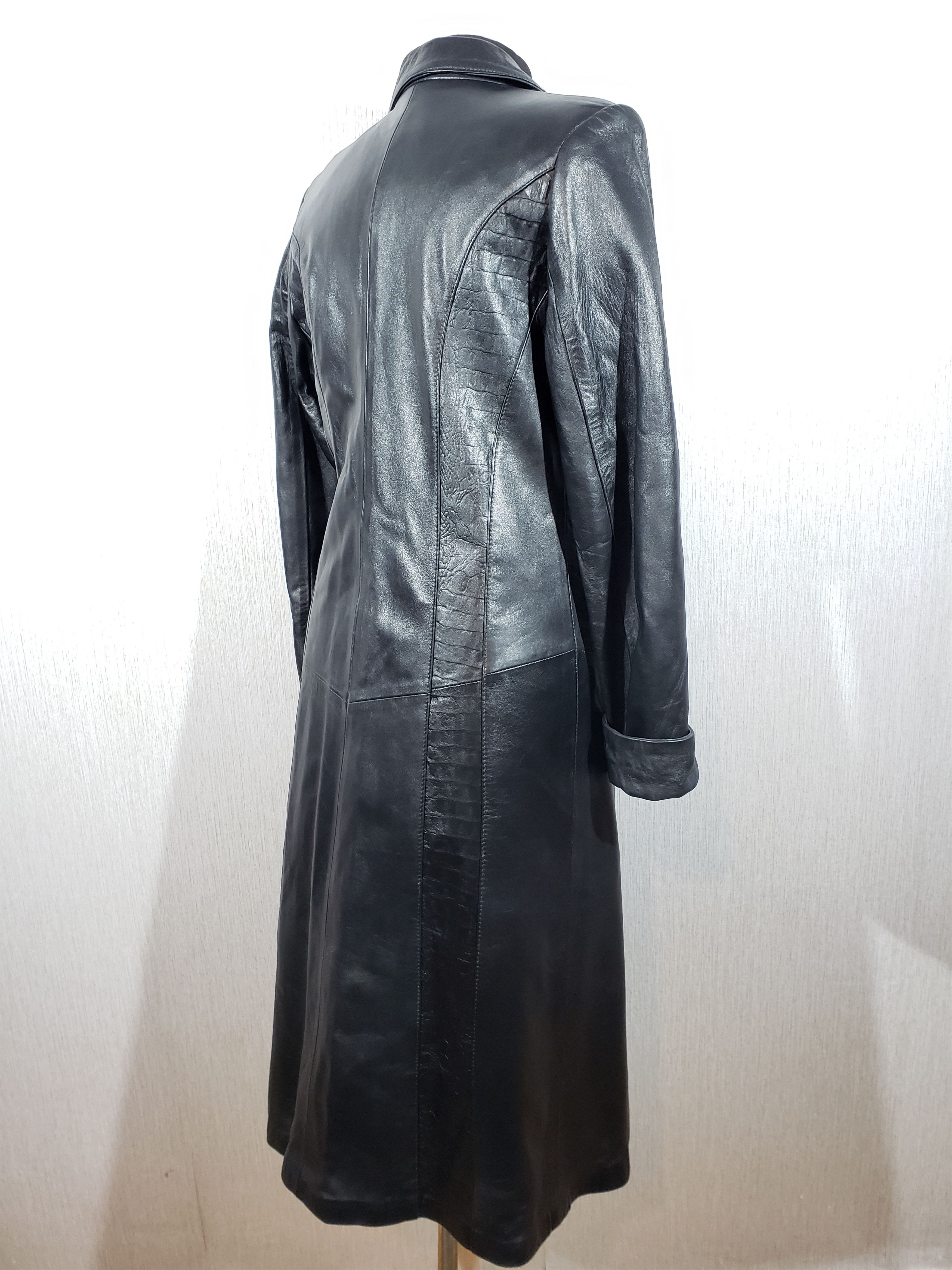 Other Stylish women's long leather jacket. Size L / US 10 / IT 46 - 5 Thumbnail
