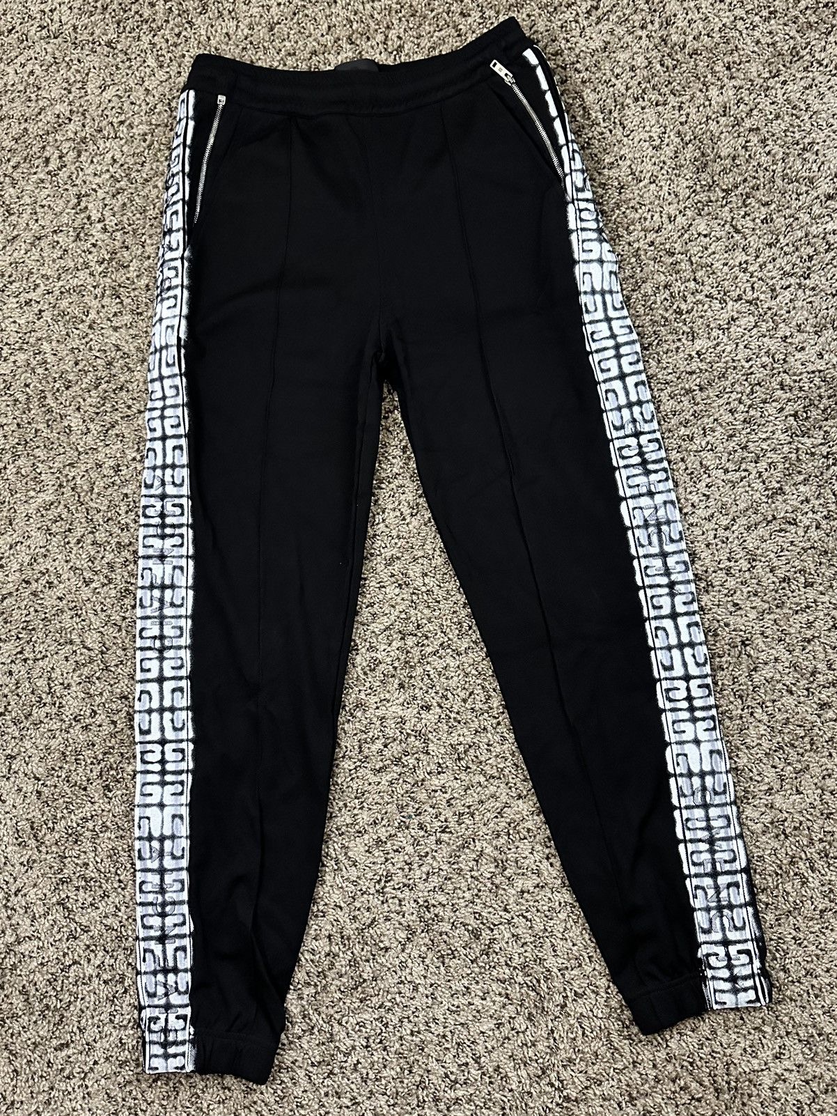 Chito × Givenchy Men’s Givenchy x Chito 4G Sweatpants Trackpants Black Size US 30 / EU 46 - 1 Thumbnail