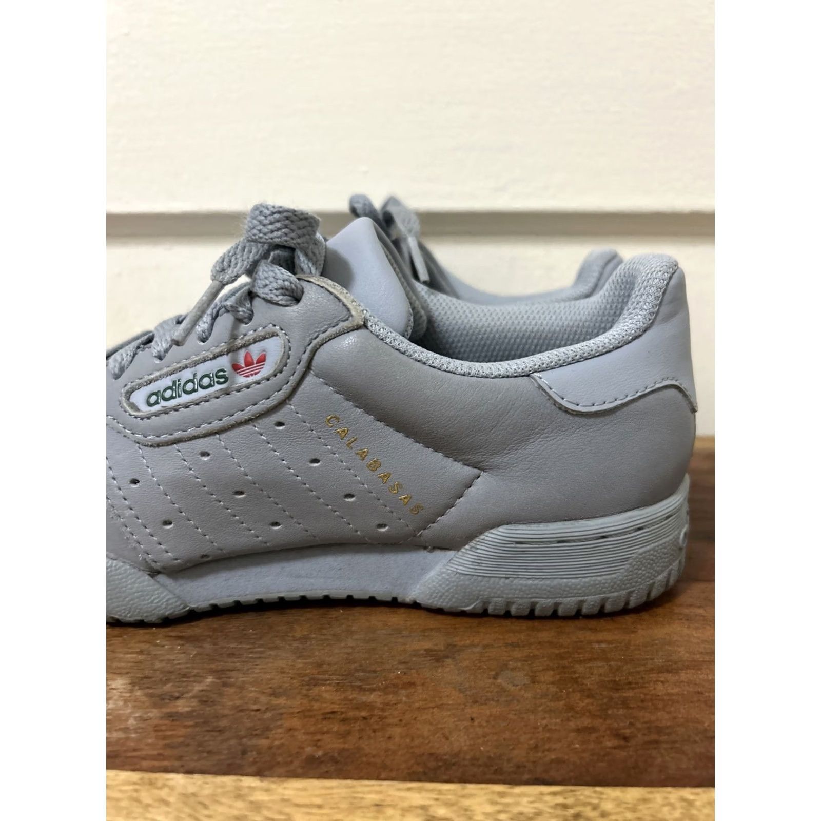 Adidas Adidas Yeezy Powerphase Men Grey Low Top Lace Up Sneakers CG6422 5 US 4.5 UK 37.5 EU Casual Activewear 2017 Vintage No Womens Mens Girls Boys Size US 5 / IT 35 - 5 Thumbnail