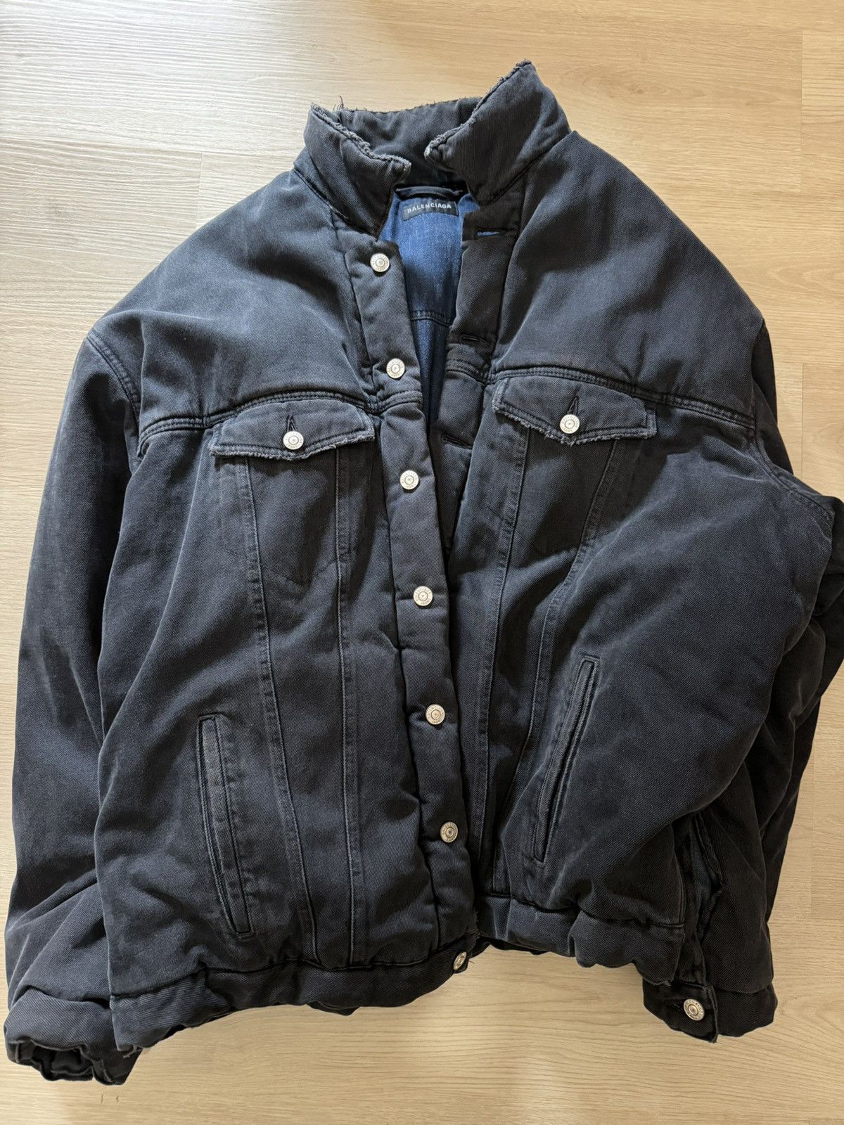Balenciaga Balenciaga Japanese Padded Denim Jacket 681689 TIWA2 Size US L / EU 52-54 / 3 - 1 Thumbnail