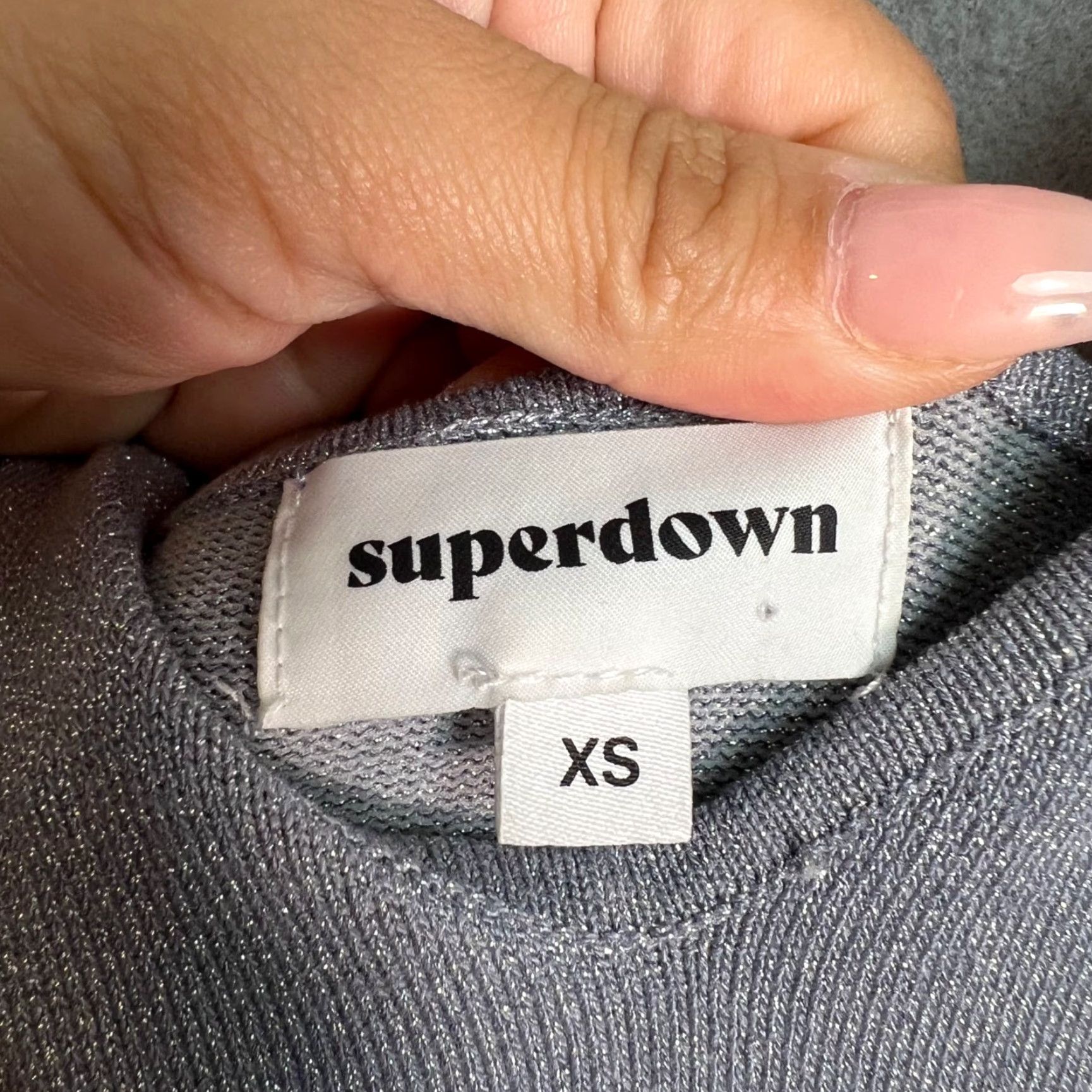superdown VINTAGE Superdown Womens XS Jumpsuit One-Piece Sleeveless Silver V-Neck Adults Womens XS Shimmery Size 26" / US 2 / IT 38 - 3 Thumbnail