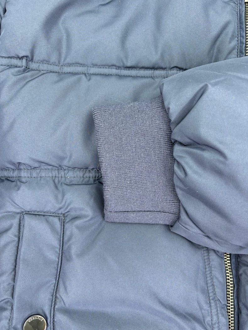 Versace Versace Half-faced raccoon fur collar goose down jacket Size L / US 10 / IT 46 - 7 Thumbnail