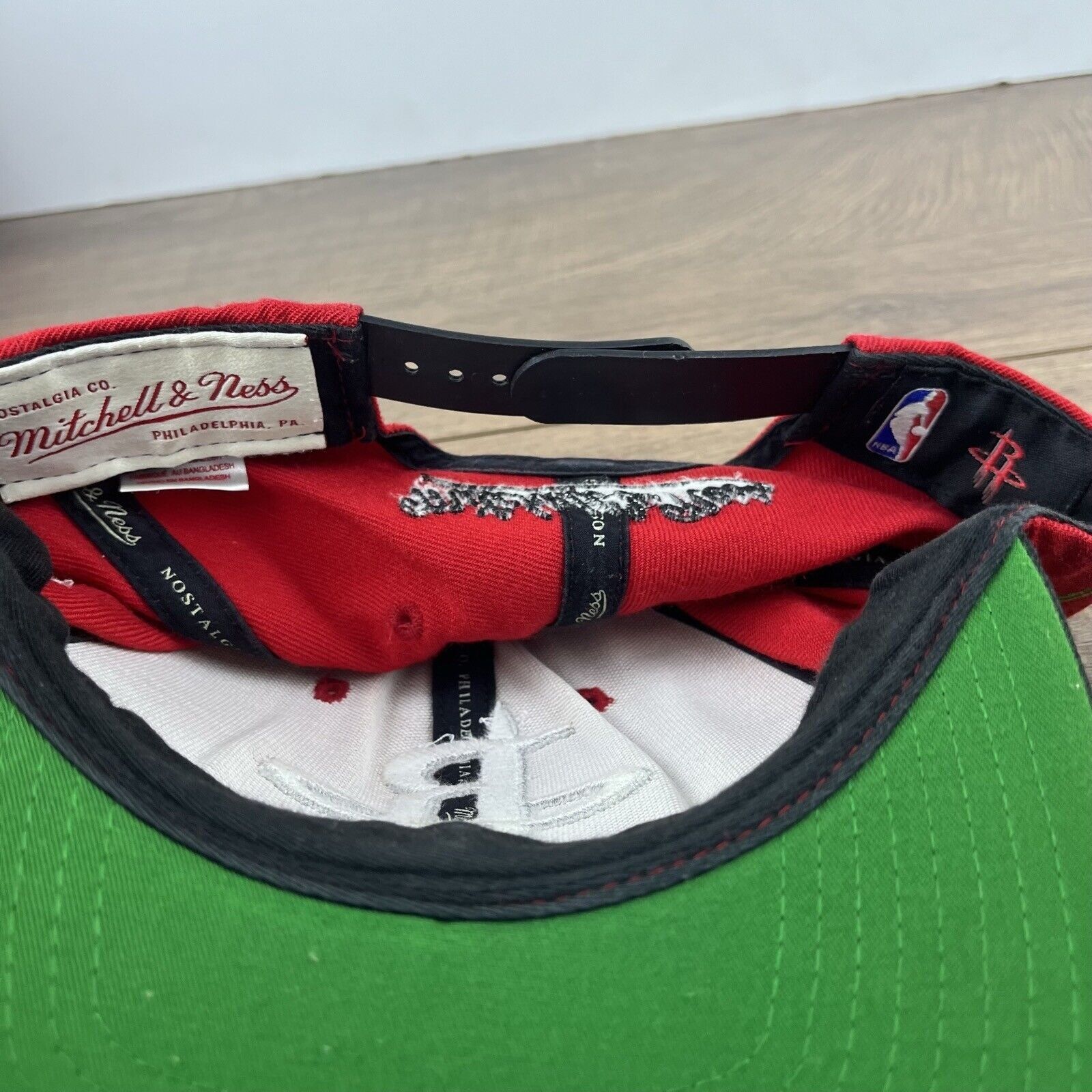Mitchell & Ness Houston Rockets Snapback Hat Red Mitchell & Ness Adjustable Size ONE SIZE - 14 Thumbnail