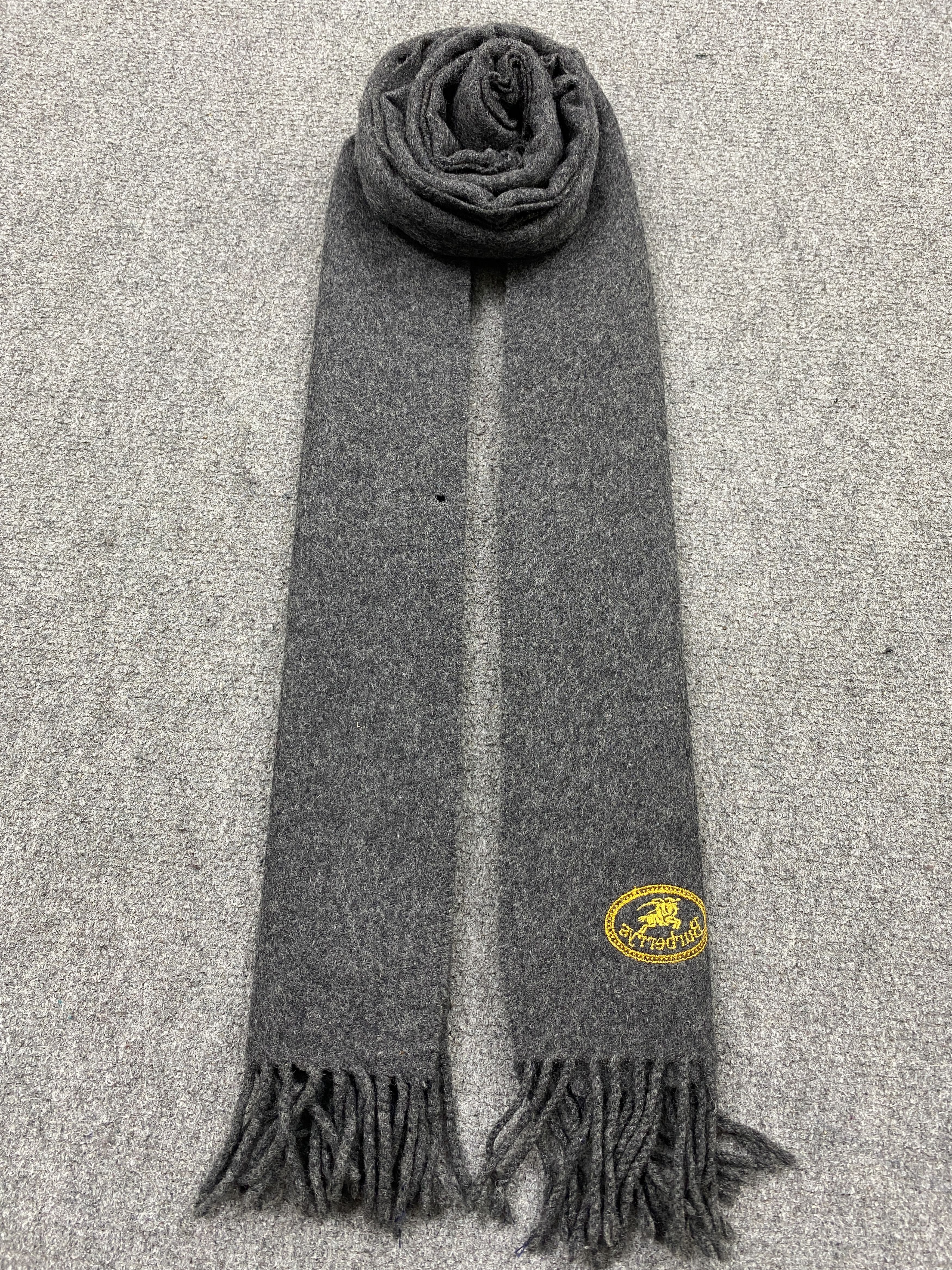 Burberry Burberry Wool Big Muffler Neckwear SC0128 Size ONE SIZE - 3 Thumbnail