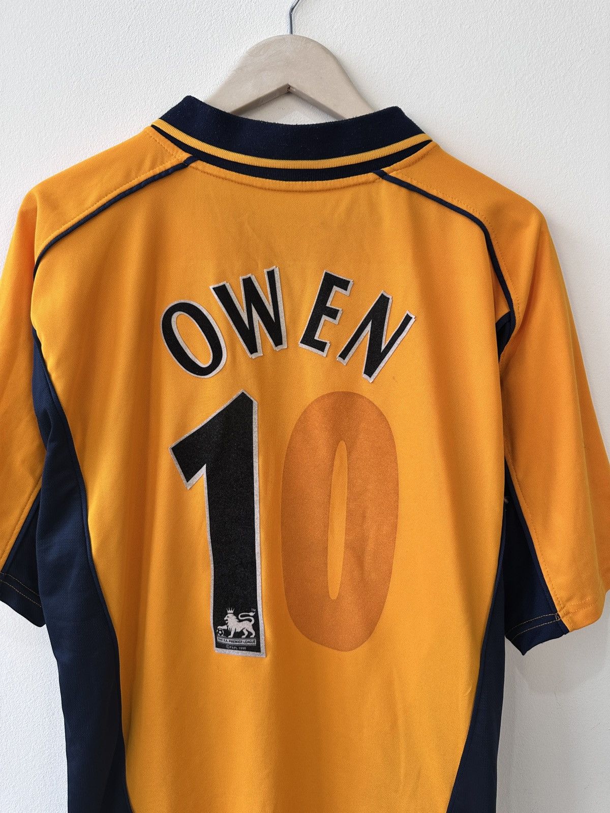 Reebok Vtg 2001 LIVERPOOL FC Away Shirt OWEN #10 Jersey Reebok XL Size US XL / EU 56 / 4 - 12 Thumbnail