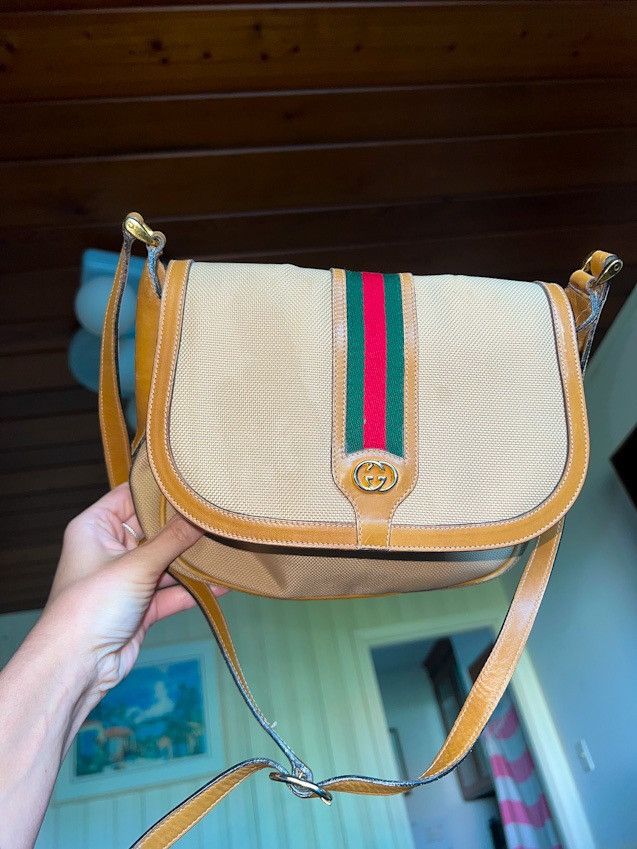 Gucci Vintage Tan And Brown Shoulder Bag Timeless in Beige, Women's