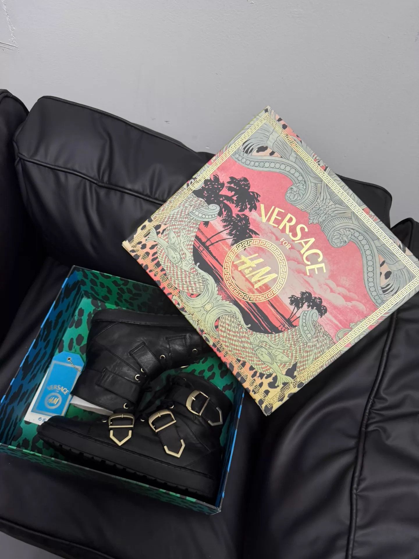 Versace Versace x H&M 11FW LaceUp Metal-Buckle Leather Sneaker 43 2w Size US 10 / EU 43 - 1 Thumbnail
