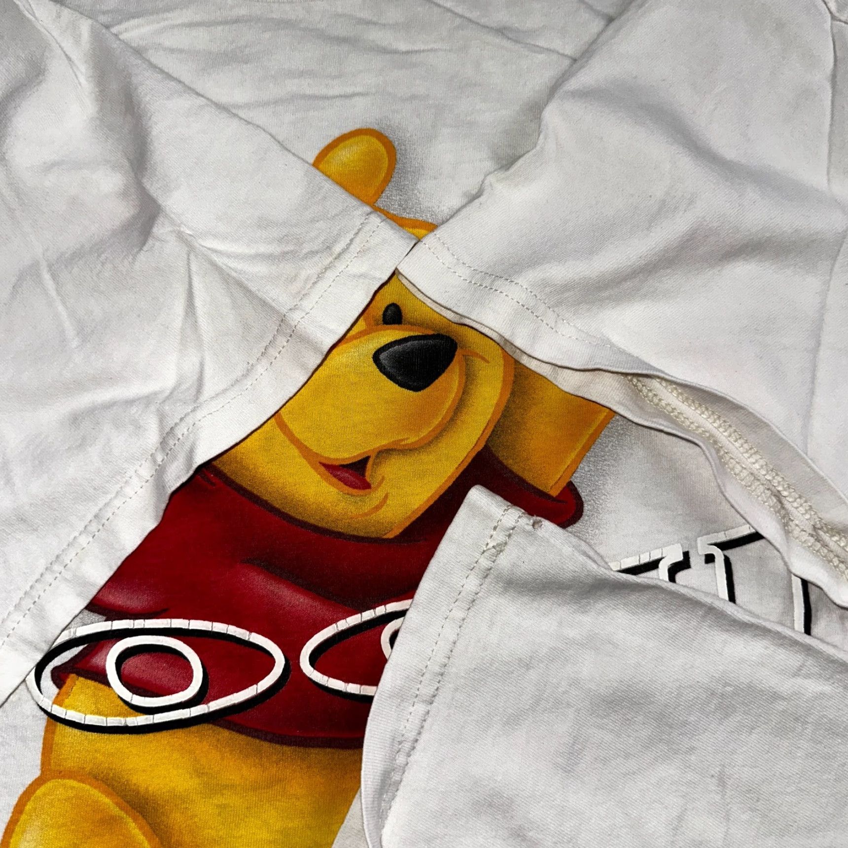 Disney VINTAGE Disney Winnie the Pooh Happy VTG T Shirt Disneyland Bear 2XL White Men Crew Neck Short Sleeve Graphic Print Shirt Vintage 70s 80s 90s Theme Size US XXL / EU 58 / 5 - 3 Thumbnail