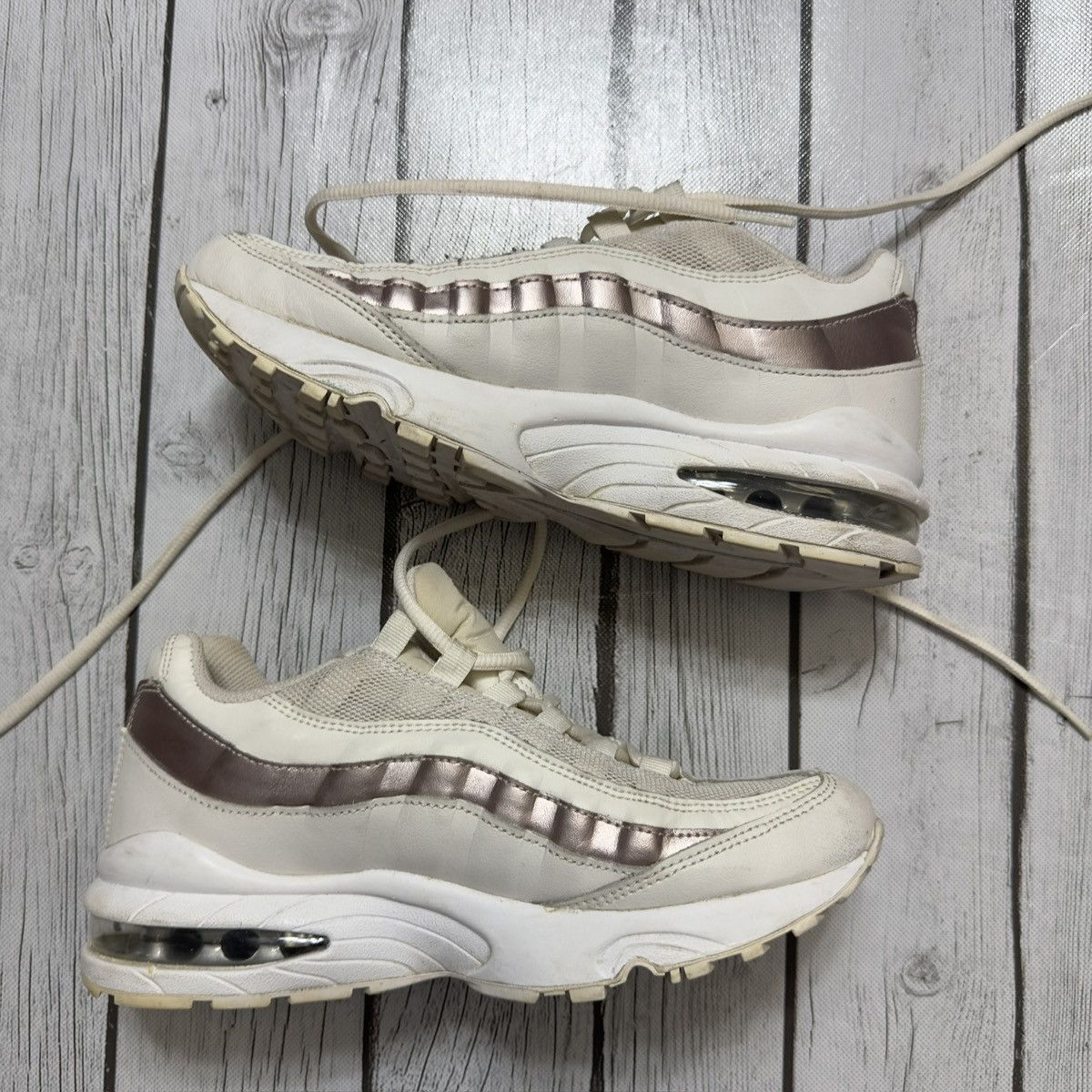 Nike Nike Air Max 95 LE GS “Bone” 2018 Size US 8.5 / IT 38.5 - 2 Thumbnail