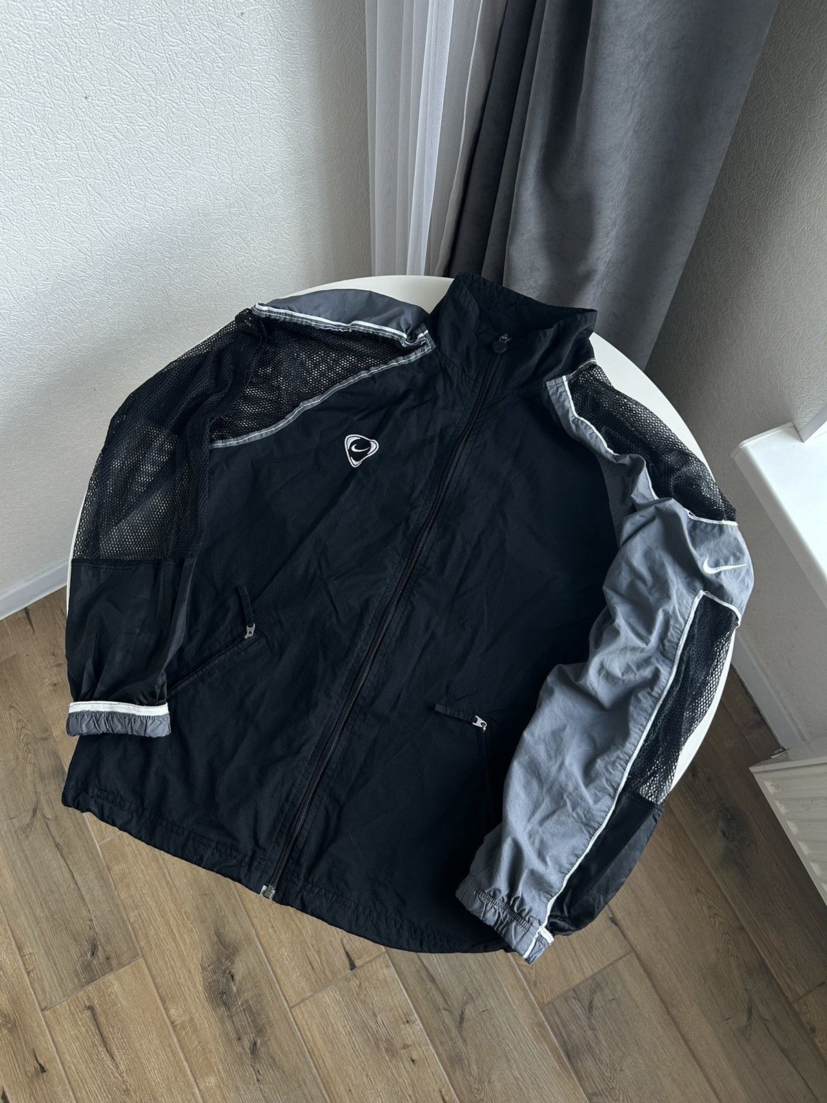 Nike Vintage Avant Garde Nike Logo Mesh Light Jacket Size US M / EU 48-50 / 2 - 23 Thumbnail