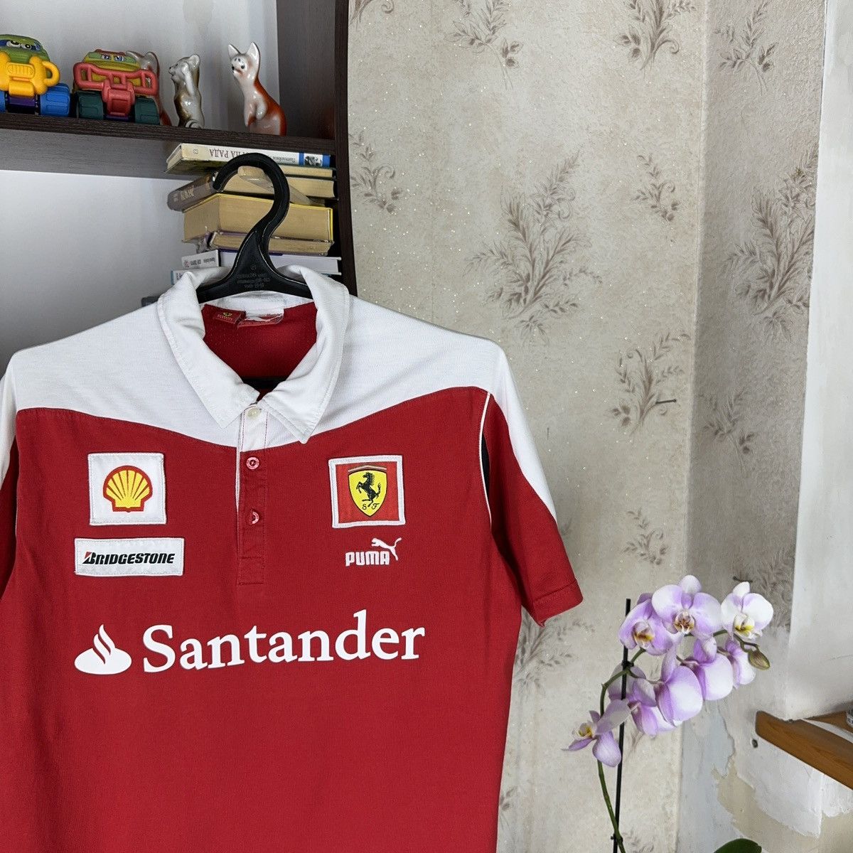 Ferrari × Puma Vintage Puma Ferrari Scuderia T Shirt Santander Formula 1 Size US L / EU 52-54 / 3 - 9 Thumbnail