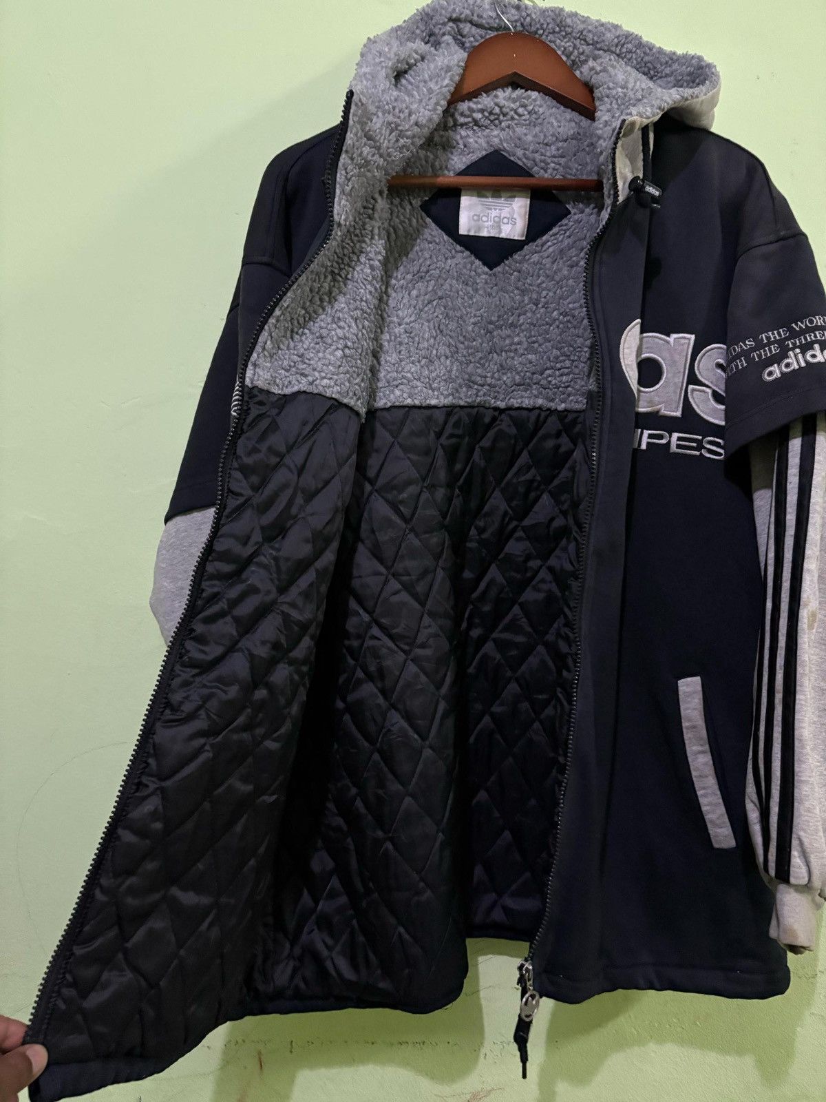 Adidas Vintage Adidas Hoodies Big Logo Design Black Gray Design Size US M / EU 48-50 / 2 - 8 Thumbnail