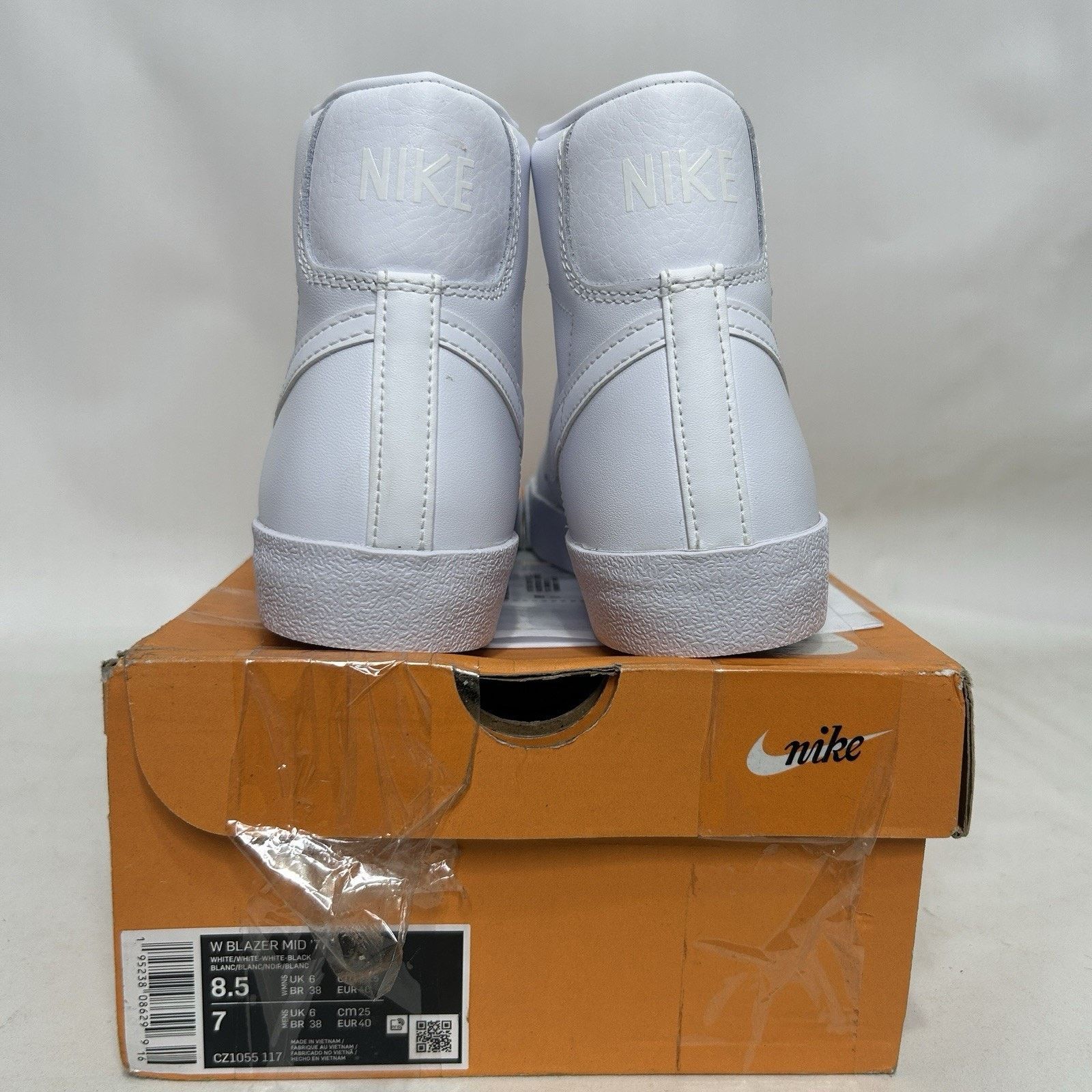 Nike Nike Blazer '77 Vintage Mid WMNS “Triple White” Size US 8.5 / IT 38.5 - 4 Thumbnail