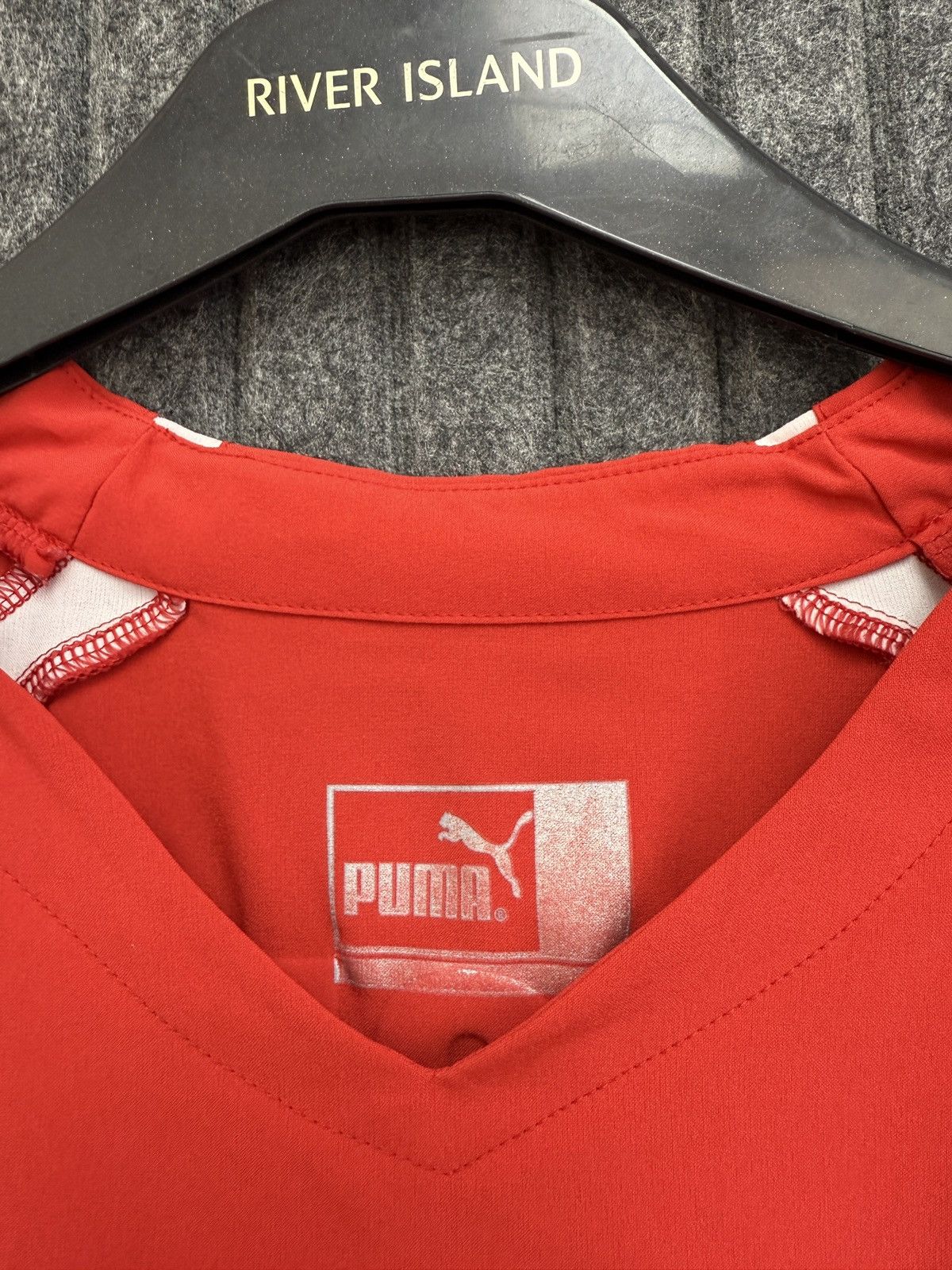 Puma Vintage Puma Switzerland Football Home Jersey Wicky #8 Size US L / EU 52-54 / 3 - 6 Thumbnail