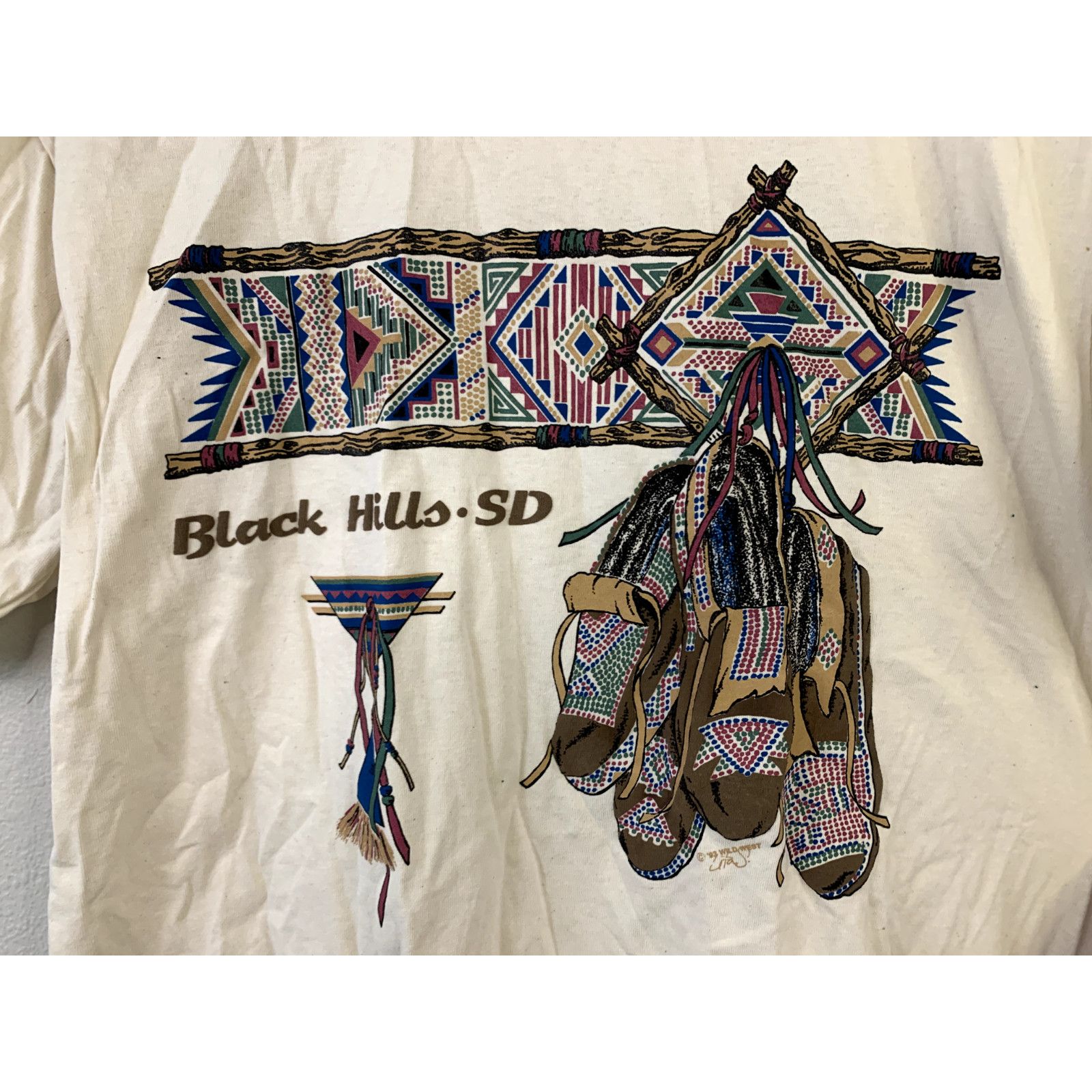 Jerzees × Vintage Vintage South Dakota Black Hills Tribal Graphic Beige Shirt Size US L / EU 52-54 / 3 - 2 Thumbnail
