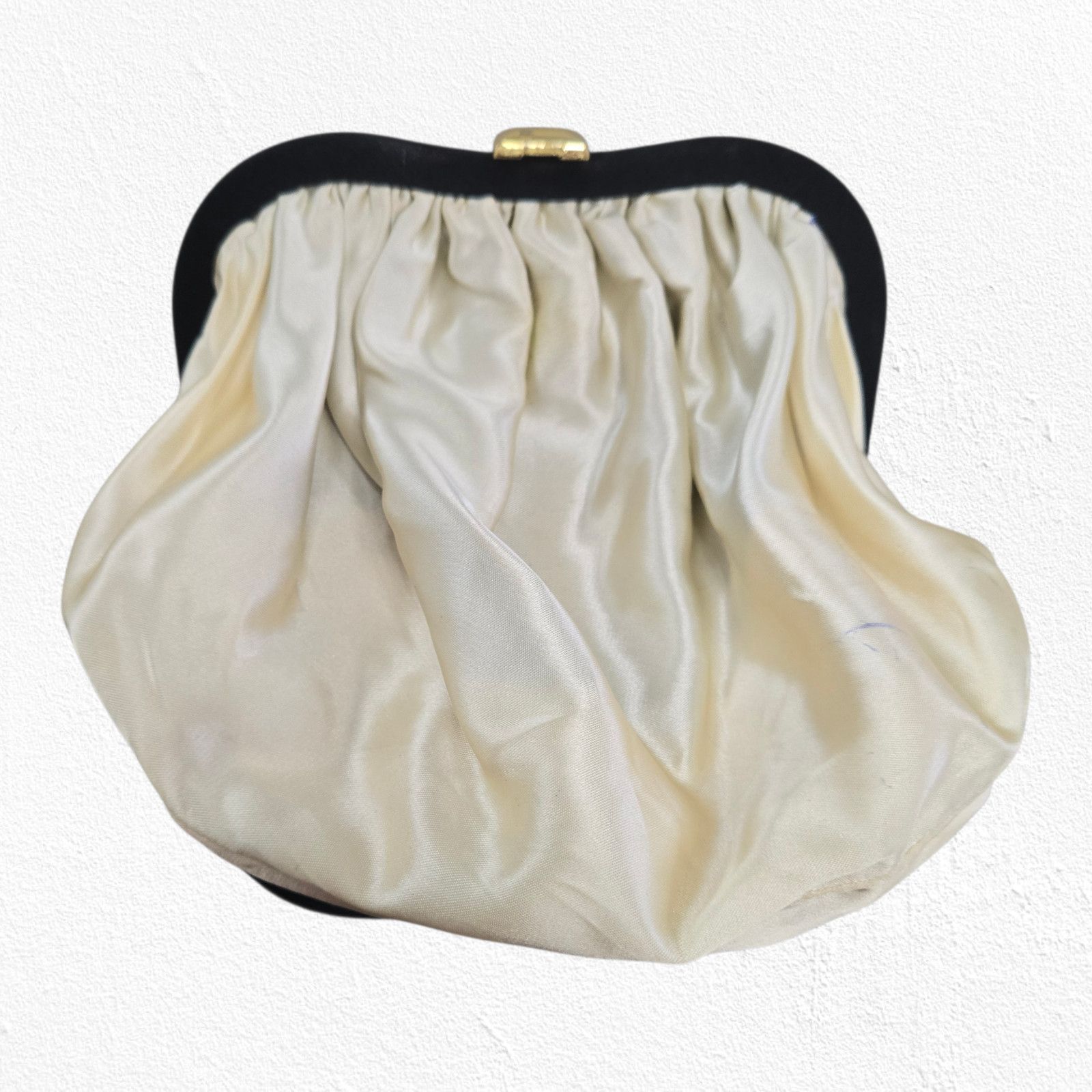 Vintage Vintage 1950s Black Evening Clutch Gold Leaf Clasp Size ONE SIZE - 13 Thumbnail
