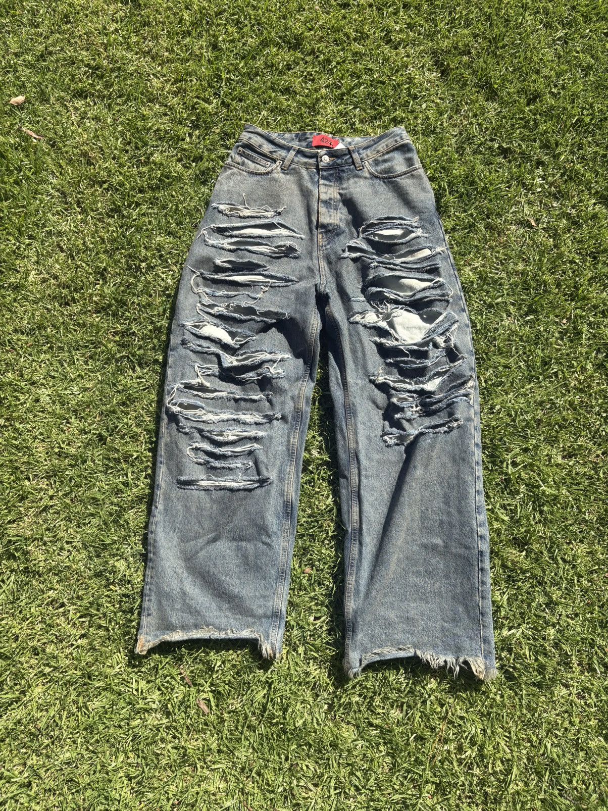 424 424 Distressed Big Daddy Denim Blue Size 44 fits 28/30 Size US 28 / EU 44 - 1 Thumbnail