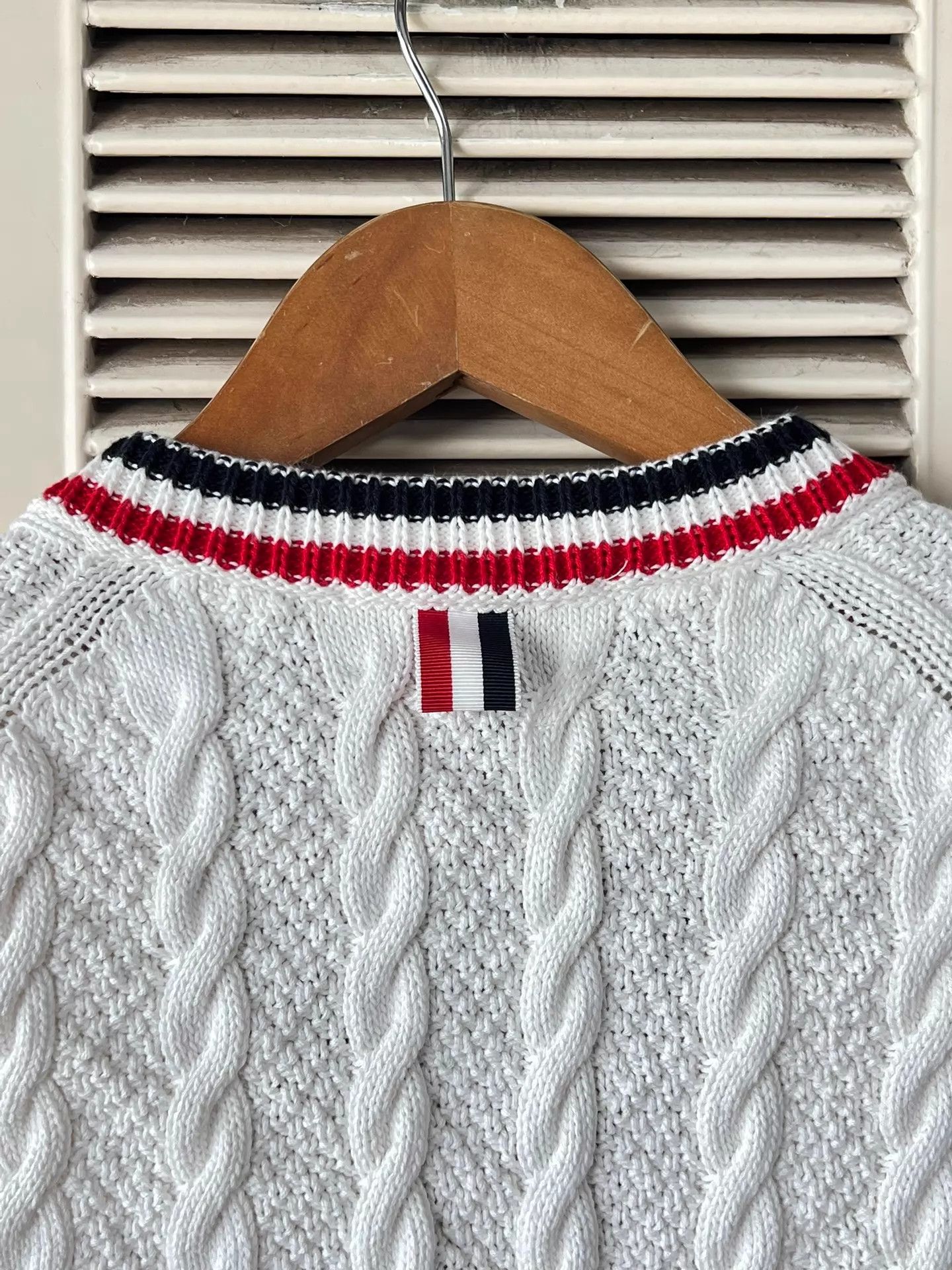 Thom Browne Thom Browne Cable Knit Cardigan White Short V 40 Mint Size S / US 4 / IT 40 - 5 Thumbnail