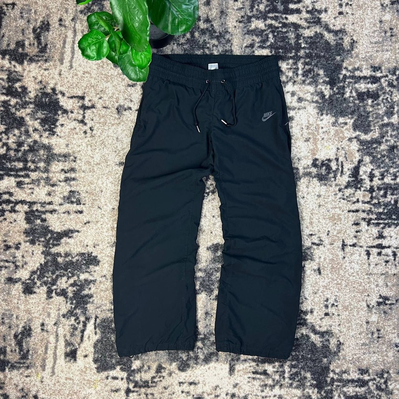 Nike Nike Mini Logo Vintage Y2K Parachute Baggy Track Pants Size 28" / US 6 / IT 42 - 1 Thumbnail