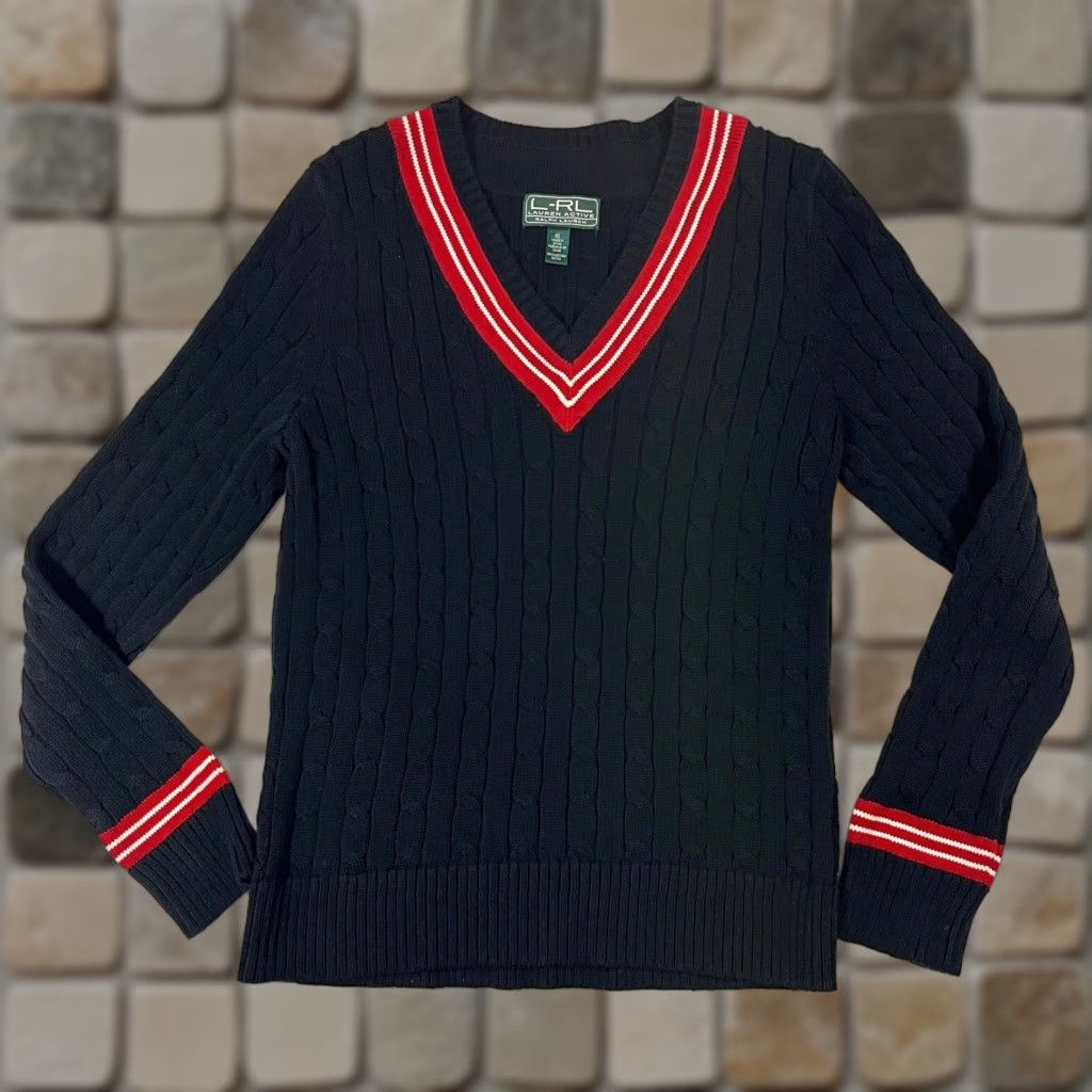 Ralph Lauren VINTAGE Lauren Ralph Lauren Women's Cable Knit V-Neck Cricket Sweater XL Black Pullover Knit Classic, Preppy Mens? Women? (adjust) Size XL / US 12-14 / IT 48-50 - 1 Thumbnail