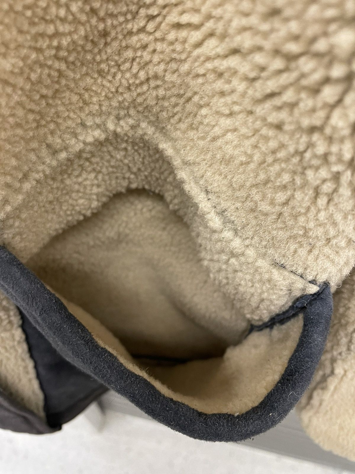 Balenciaga Balenciaga Reversible Shearling Fur and Suede Jacket Size US L / EU 52-54 / 3 - 3 Thumbnail