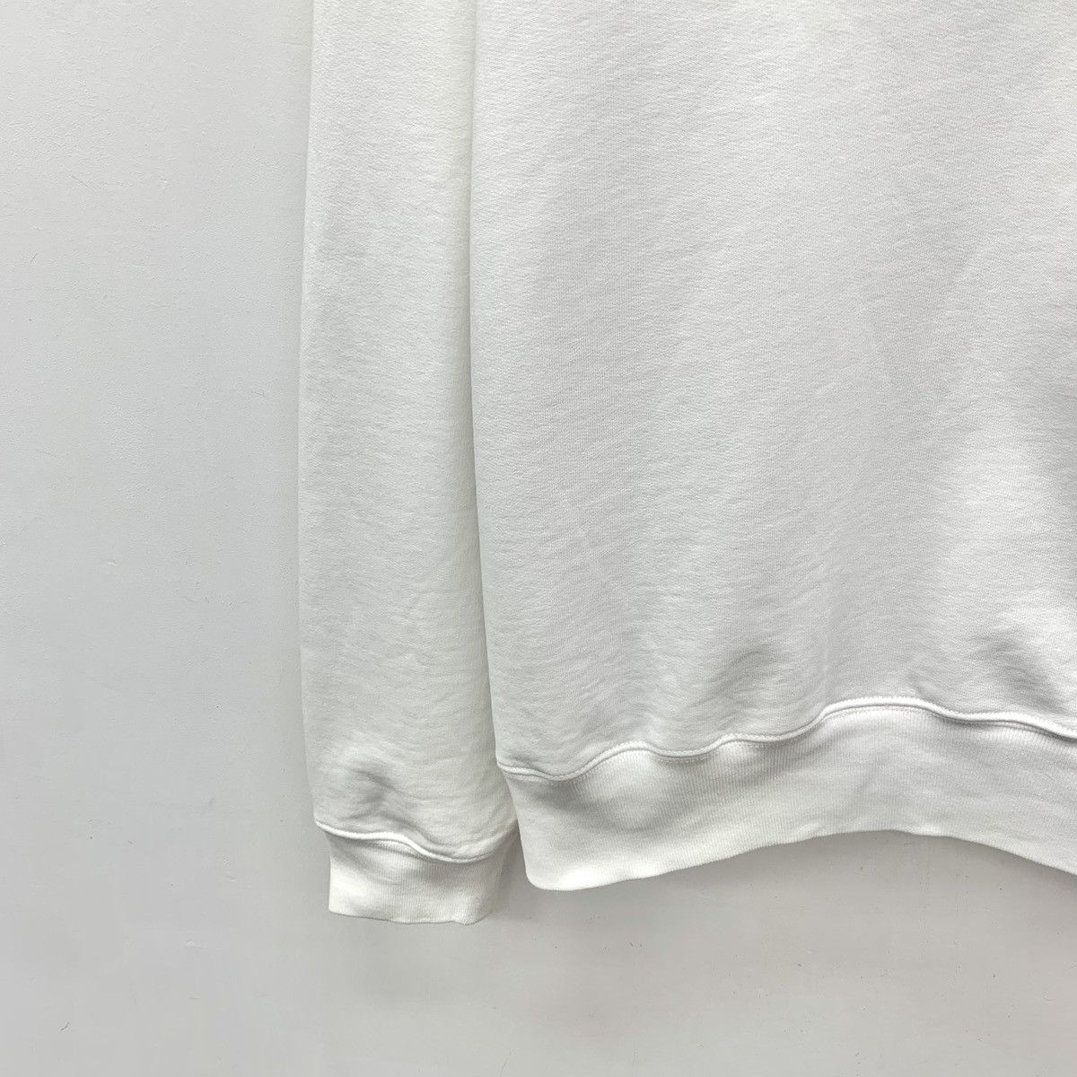 Balenciaga Balenciaga Paris White Long Sleeve Sweatshirt K26WX Size US S / EU 44-46 / 1 - 4 Thumbnail